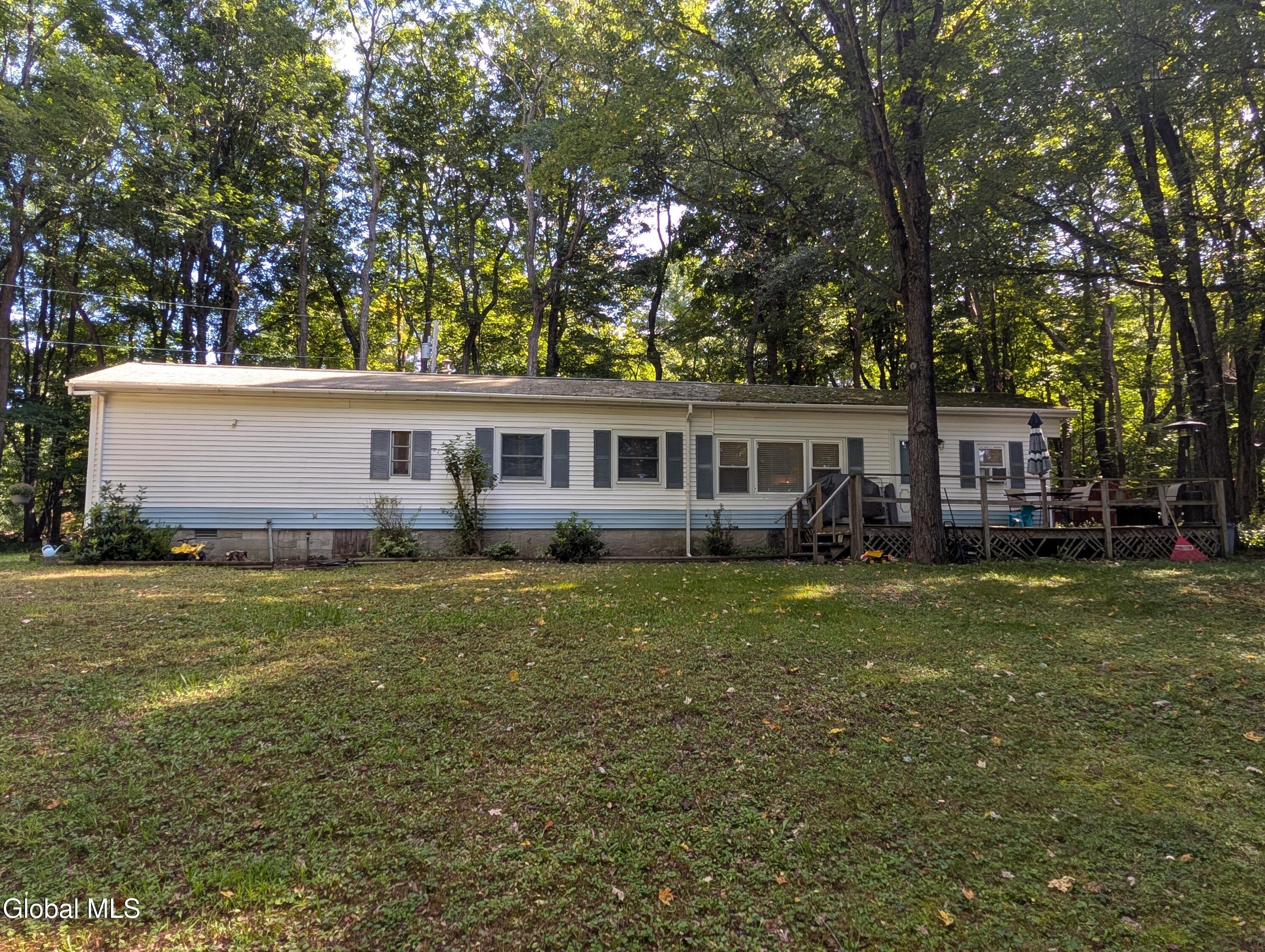 40 Huntington Drive — photo