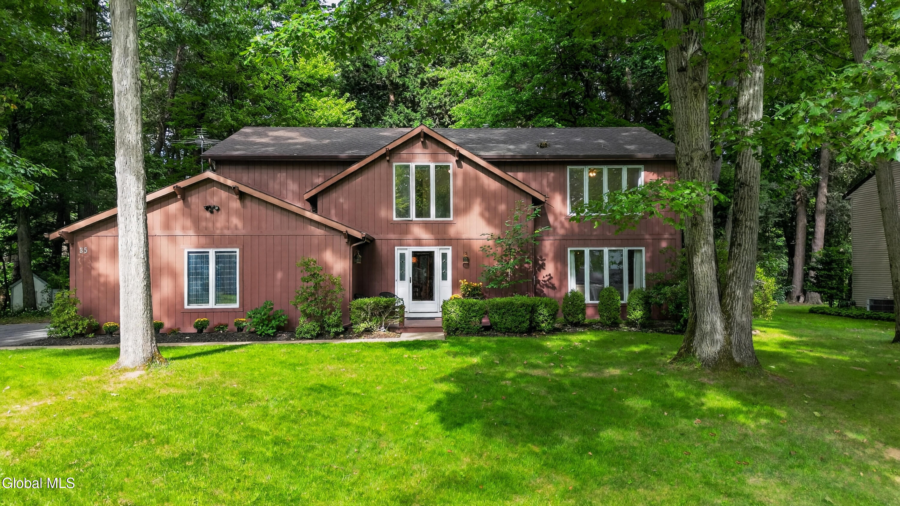 35 Via Maria Drive — photo