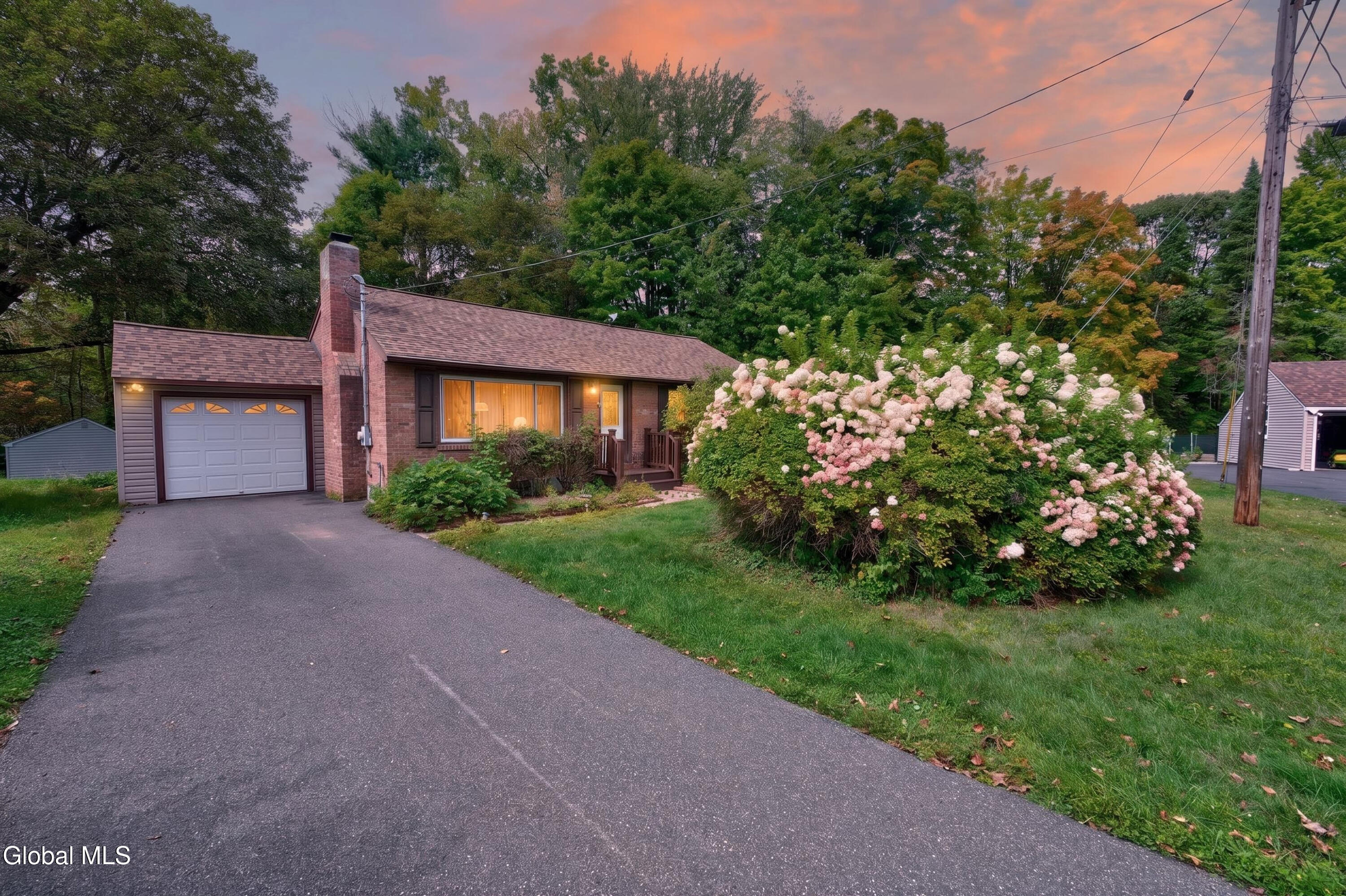 13 Sherwood Park Drive — photo