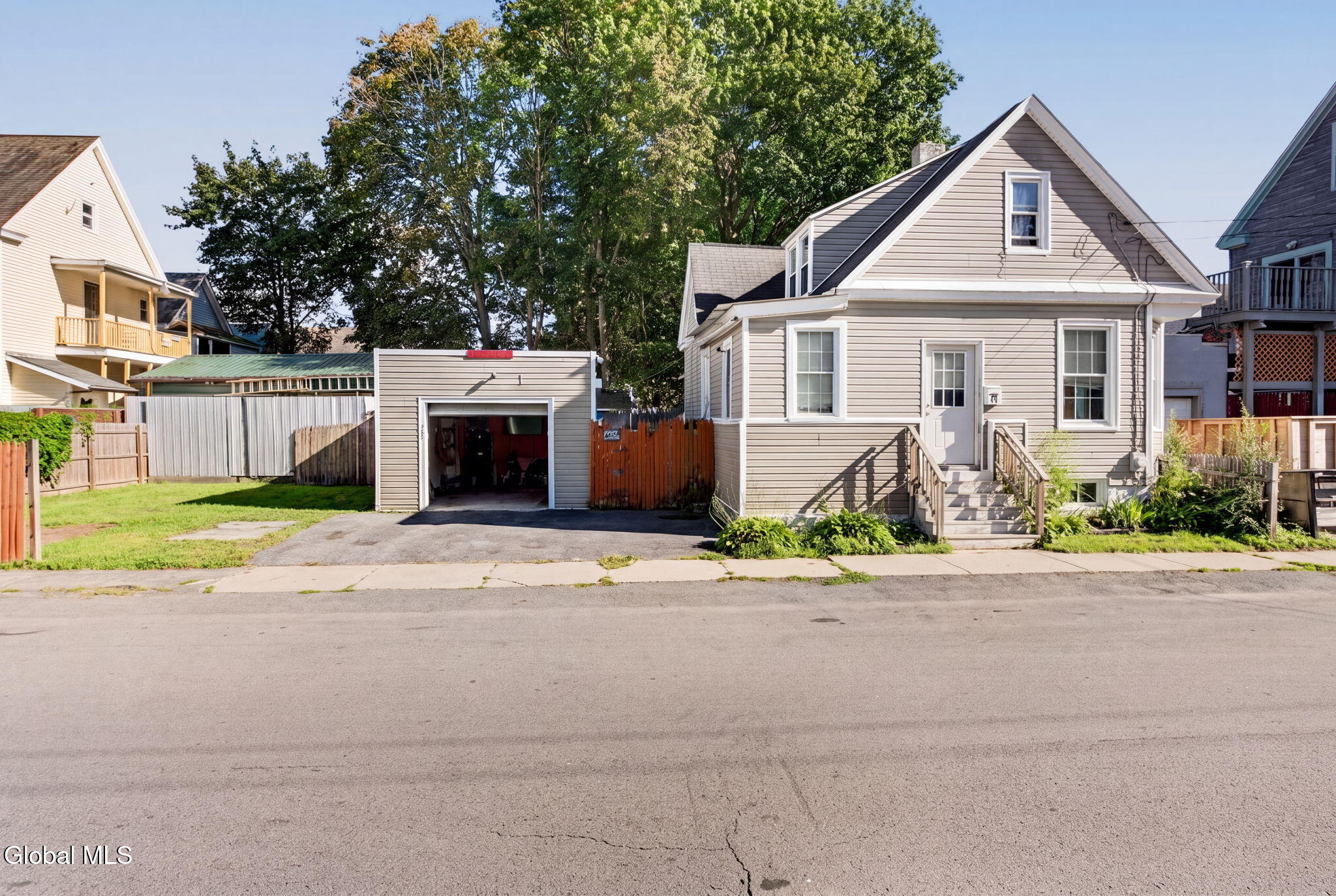 27 Steuben Street — photo