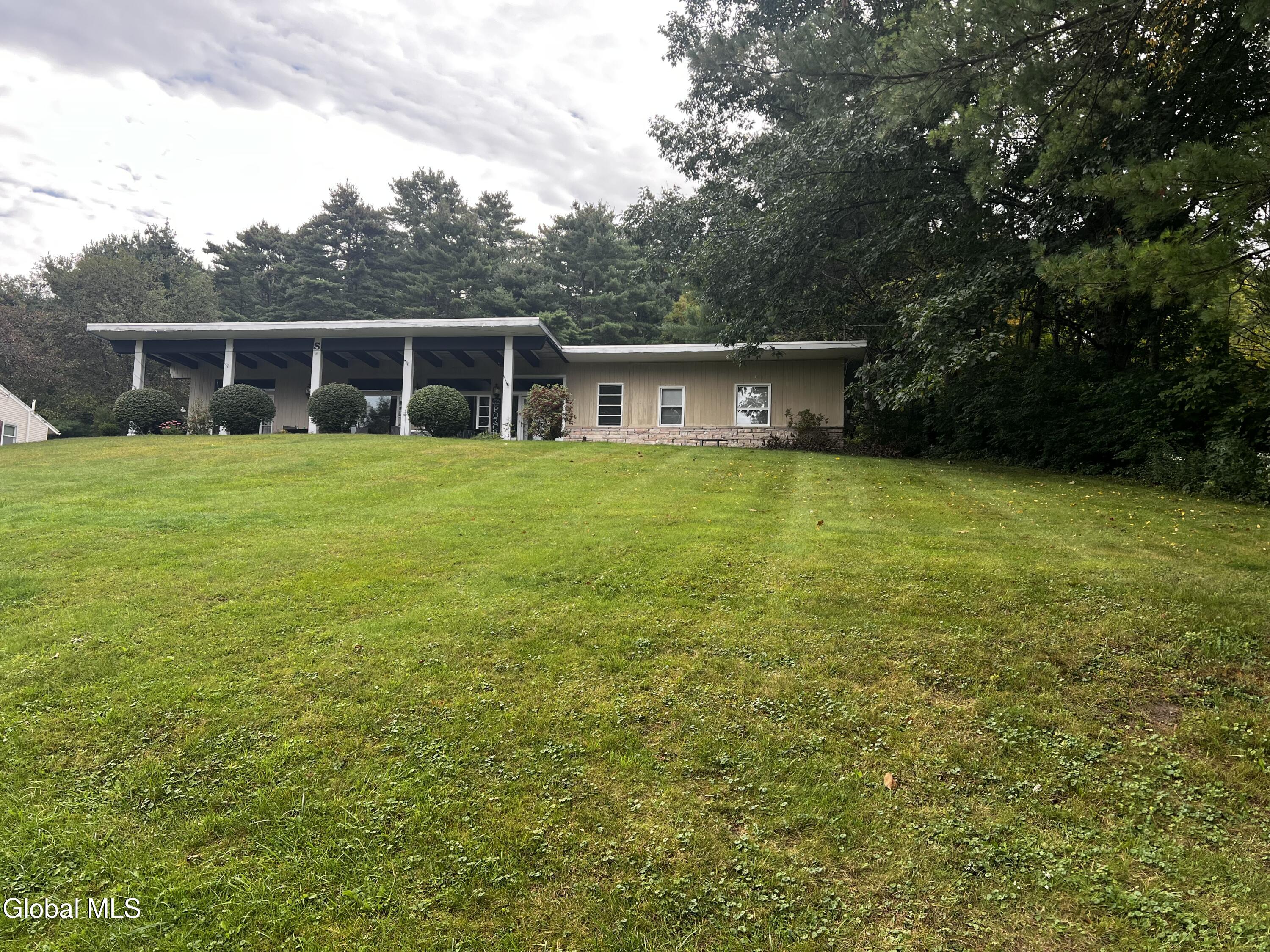 8 County Road 25 — photo