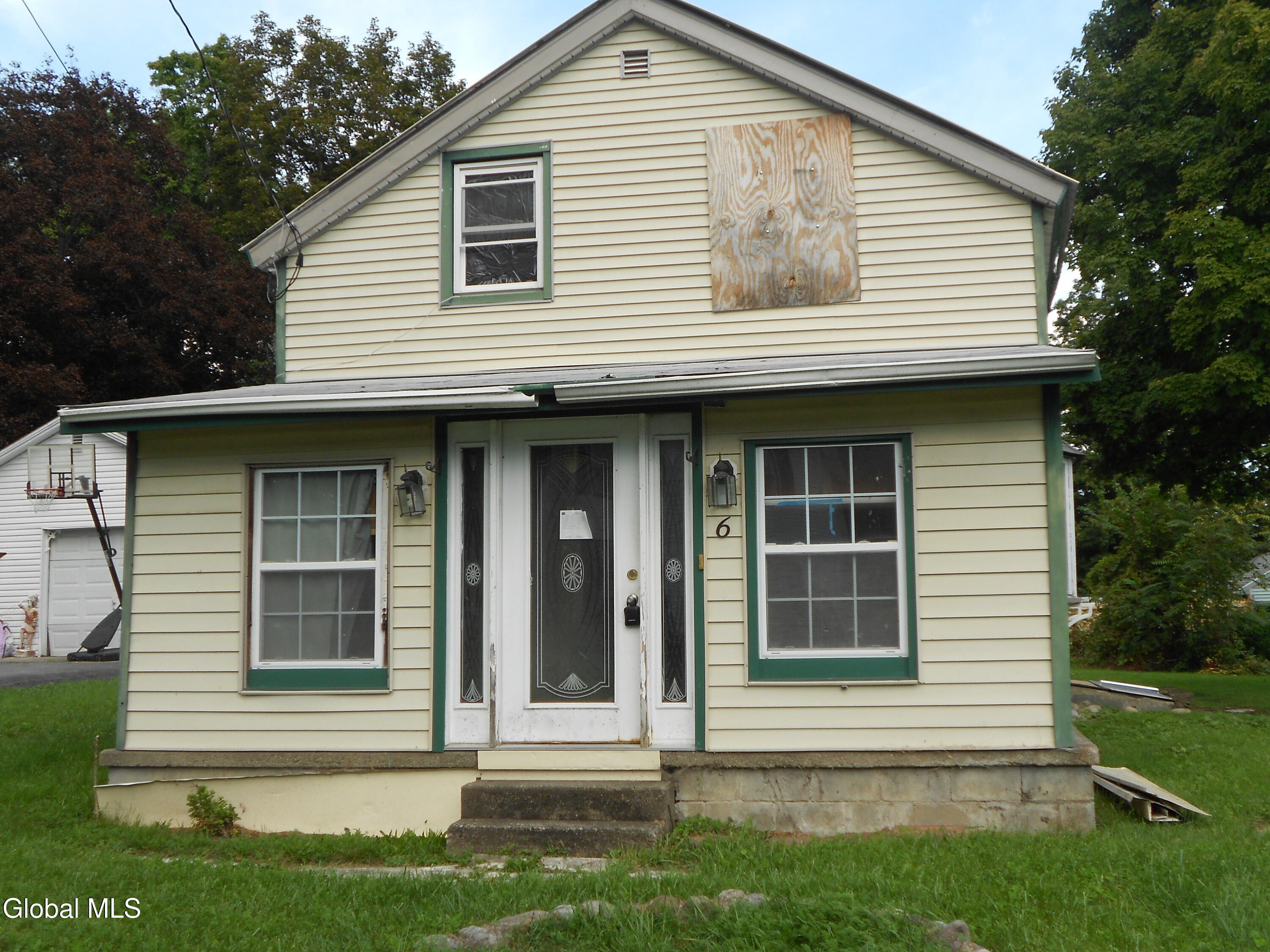 6 Center Street — photo