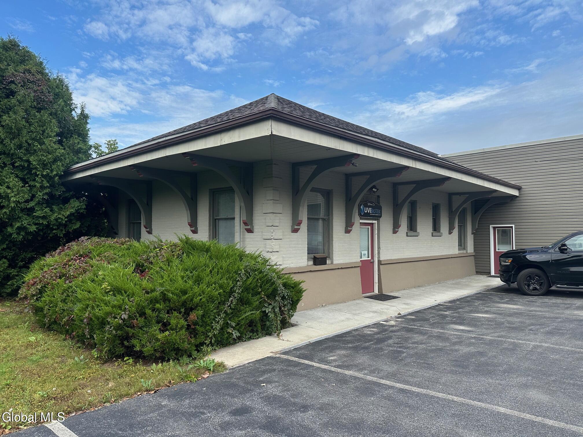 3 Depot Street — photo
