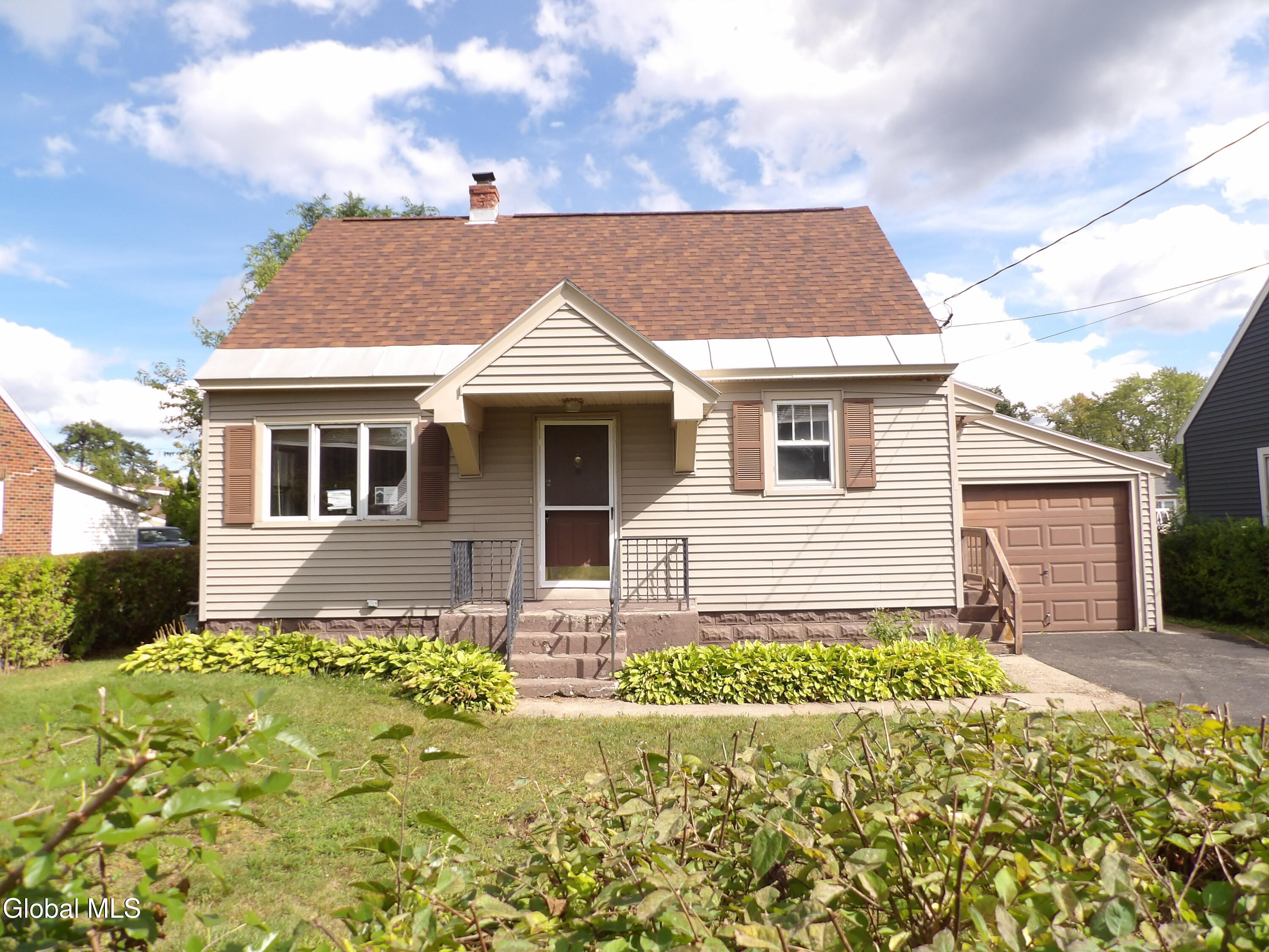 3236 Harold Street — photo