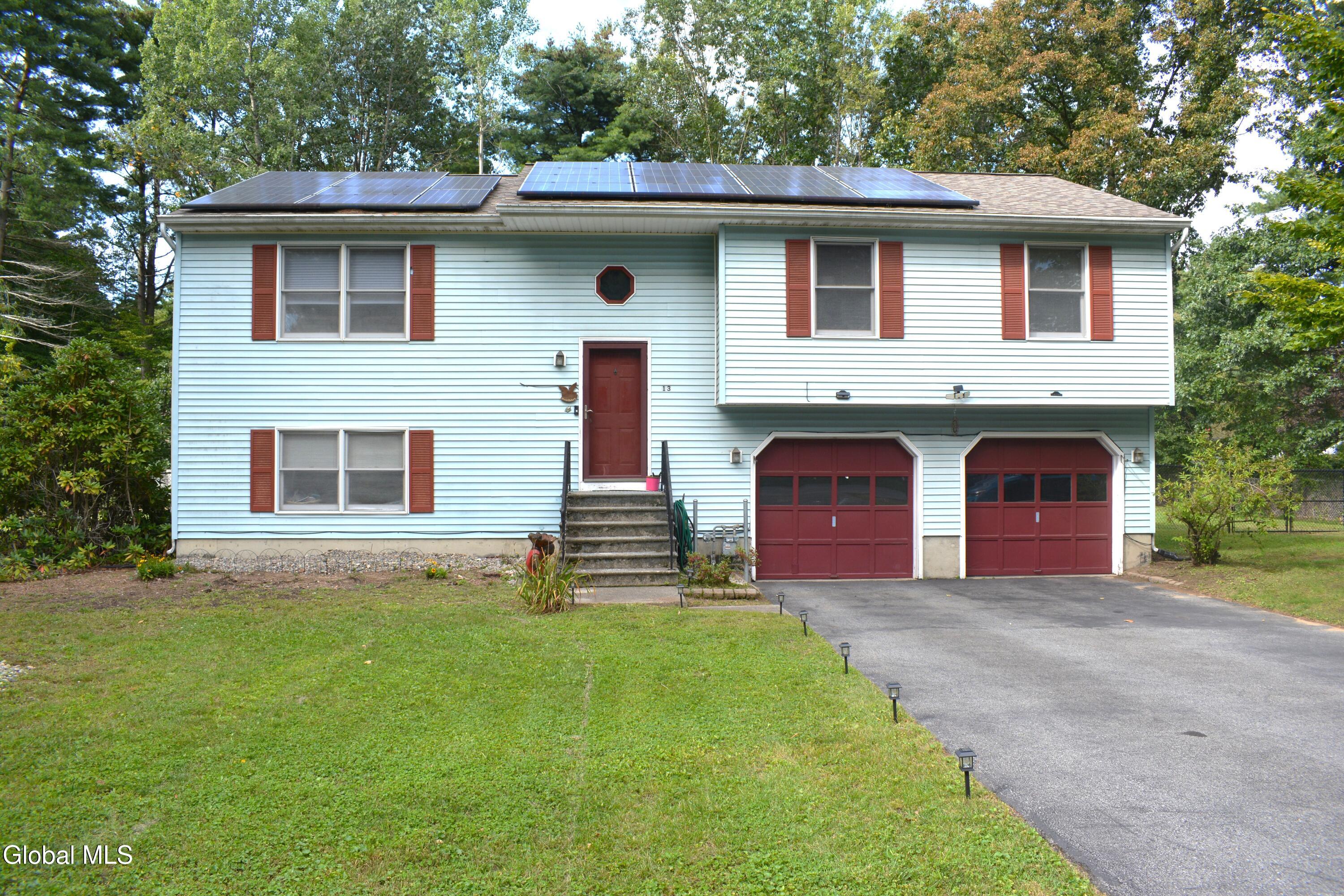 13 Herald Drive — photo