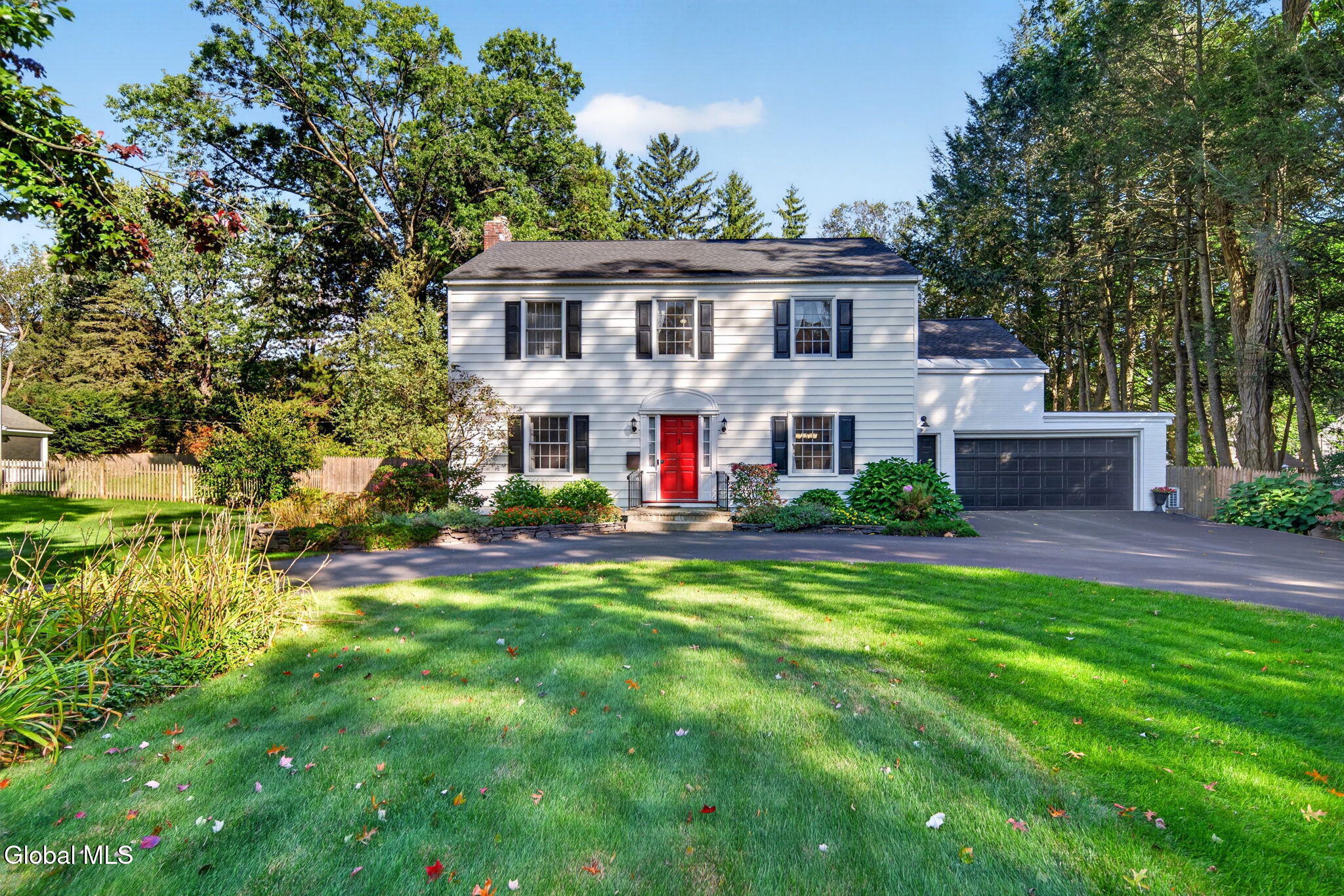 3 Locust Lane — photo