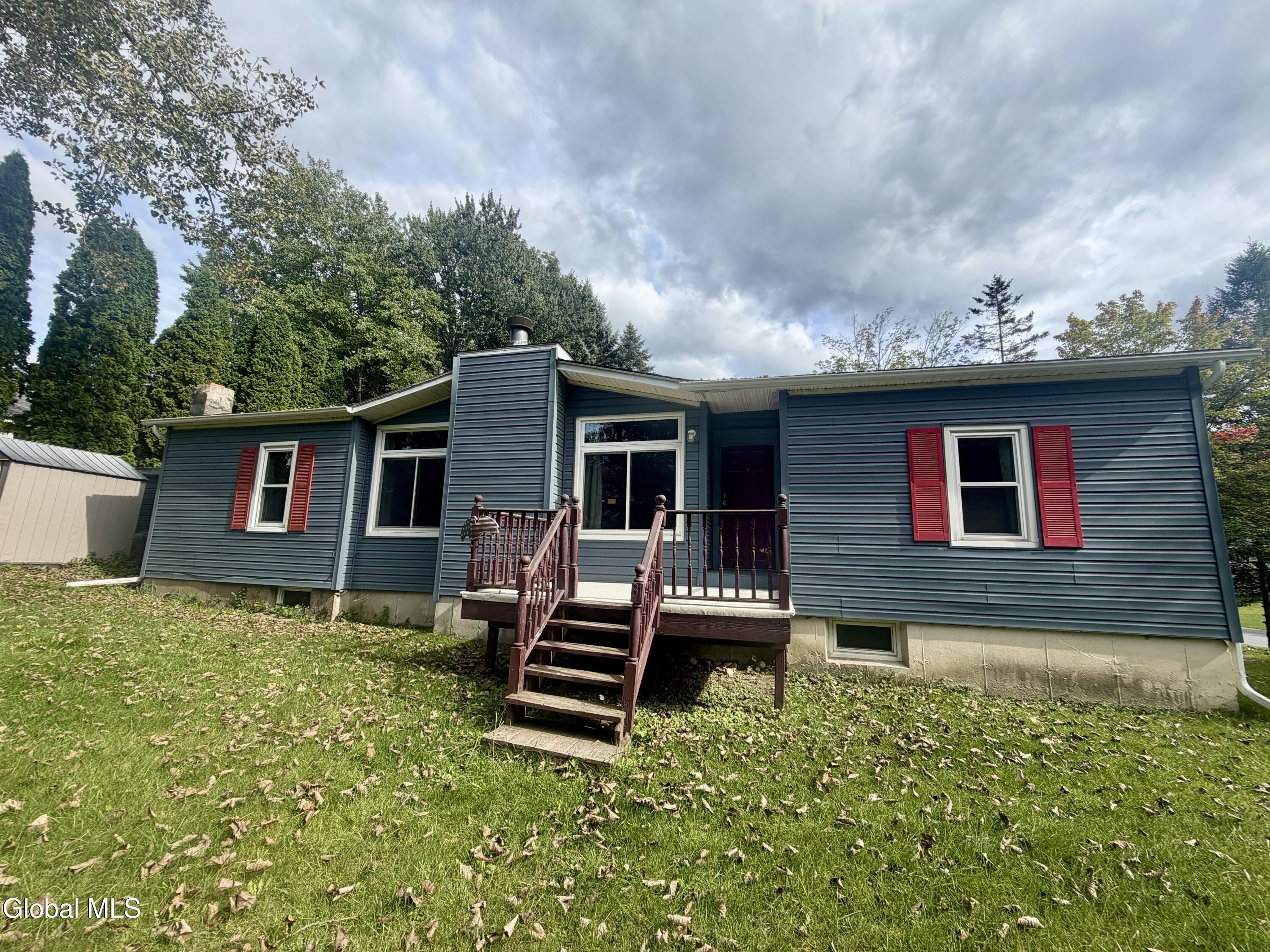 31 Penny Lane — photo