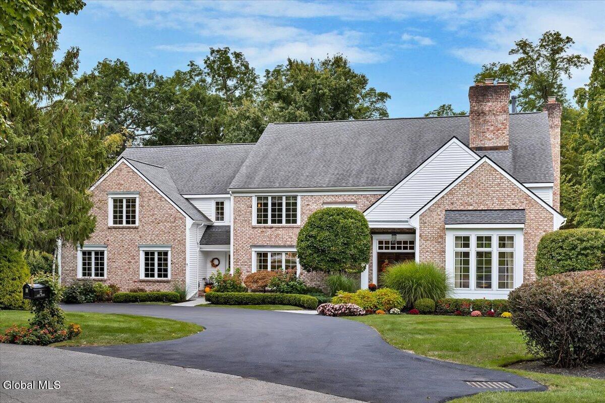 12 Sage Estate — photo