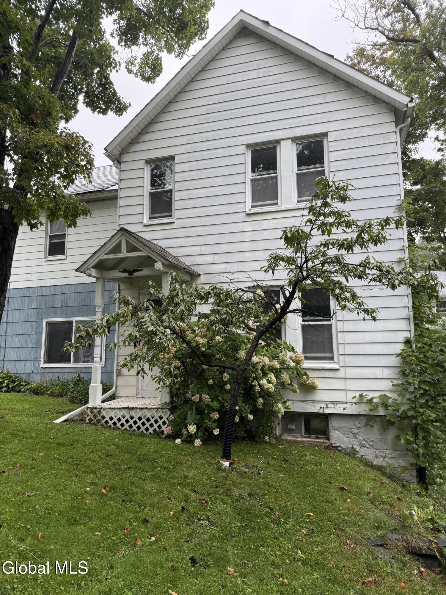 19 Main Street — photo