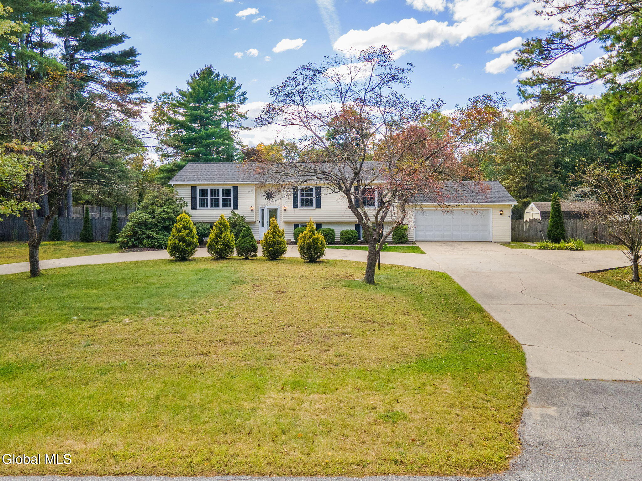 6 Coriander Drive — photo