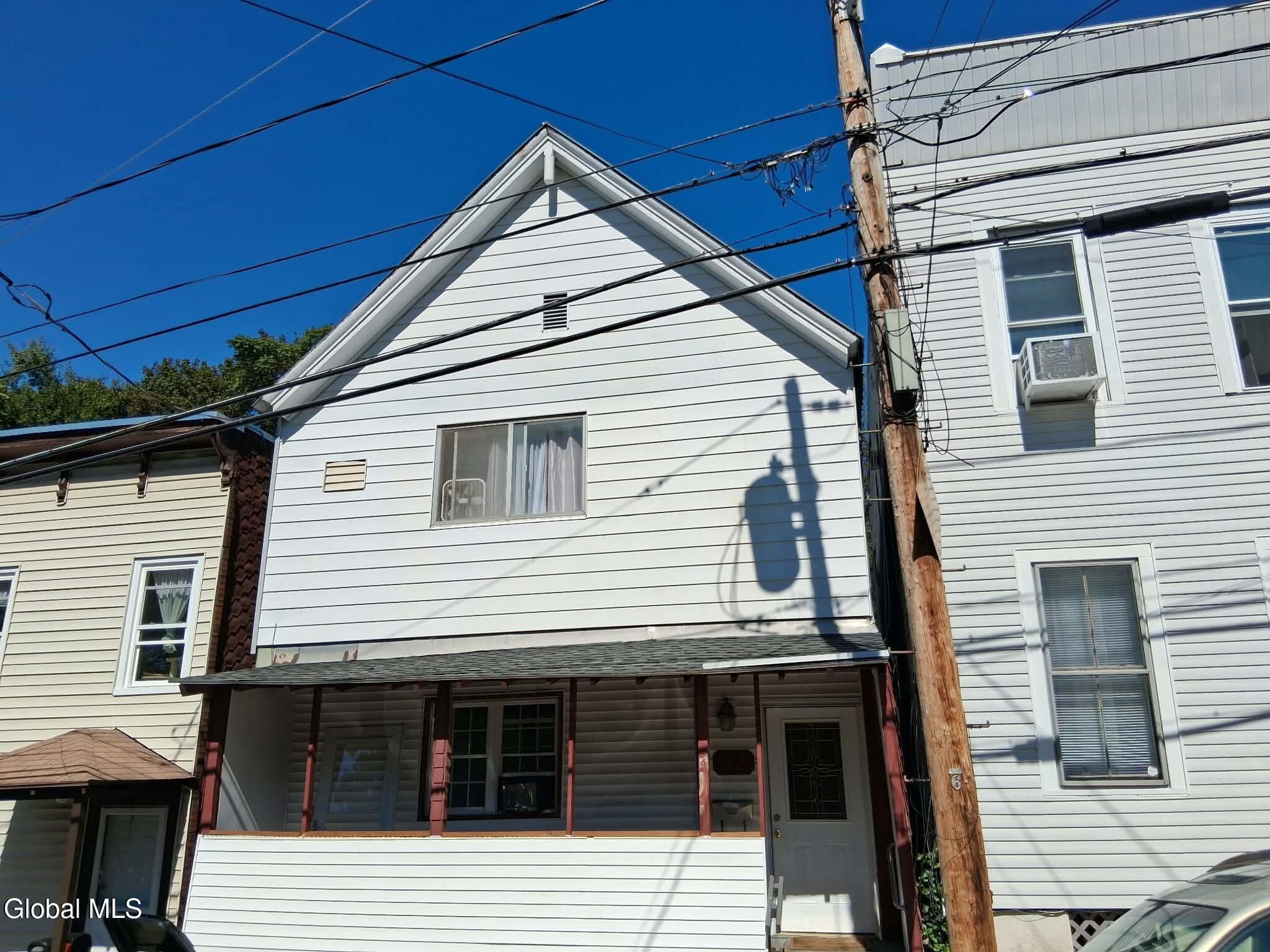 32 Lincoln Avenue — photo