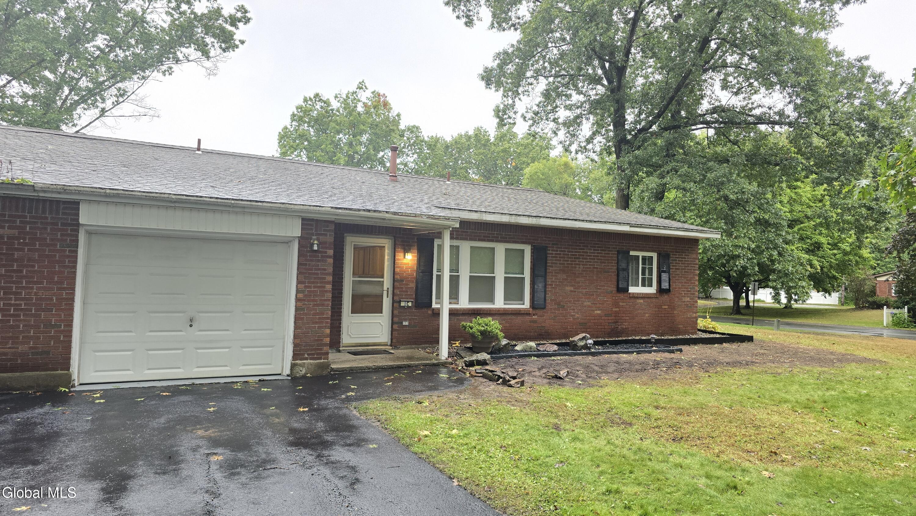 1C Lacosta Drive — photo