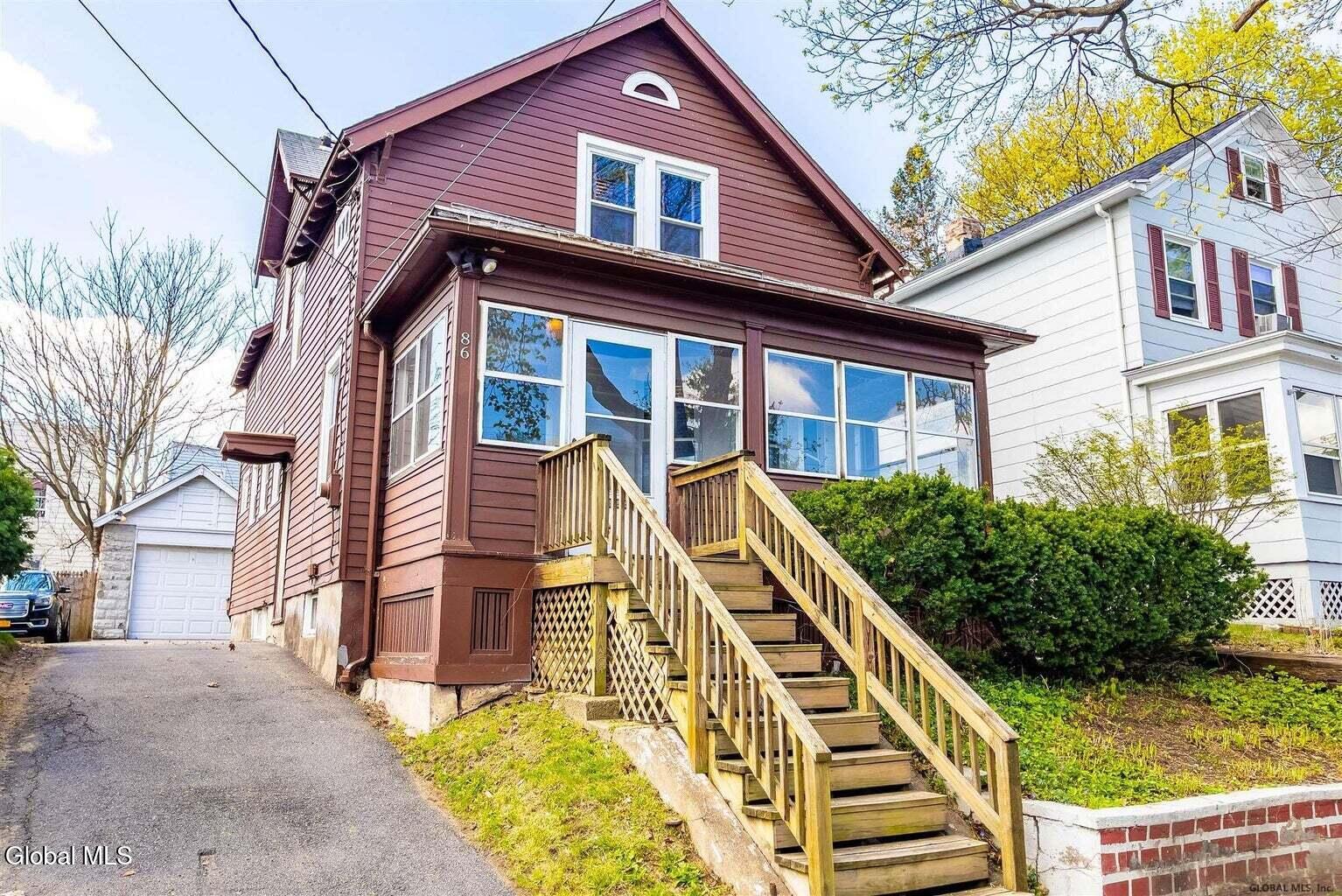 86 Benson Street — photo