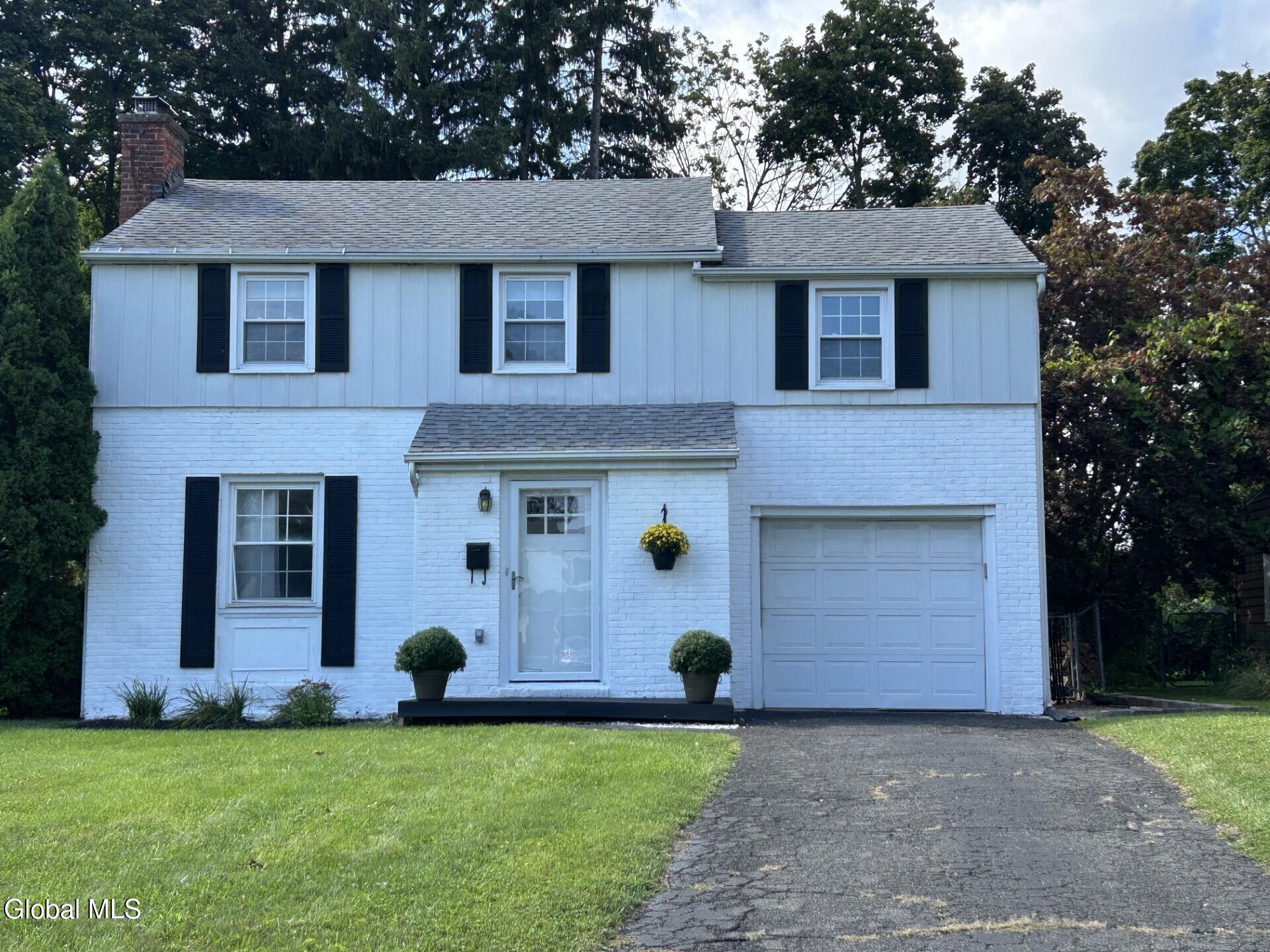 347 S Main Avenue — photo