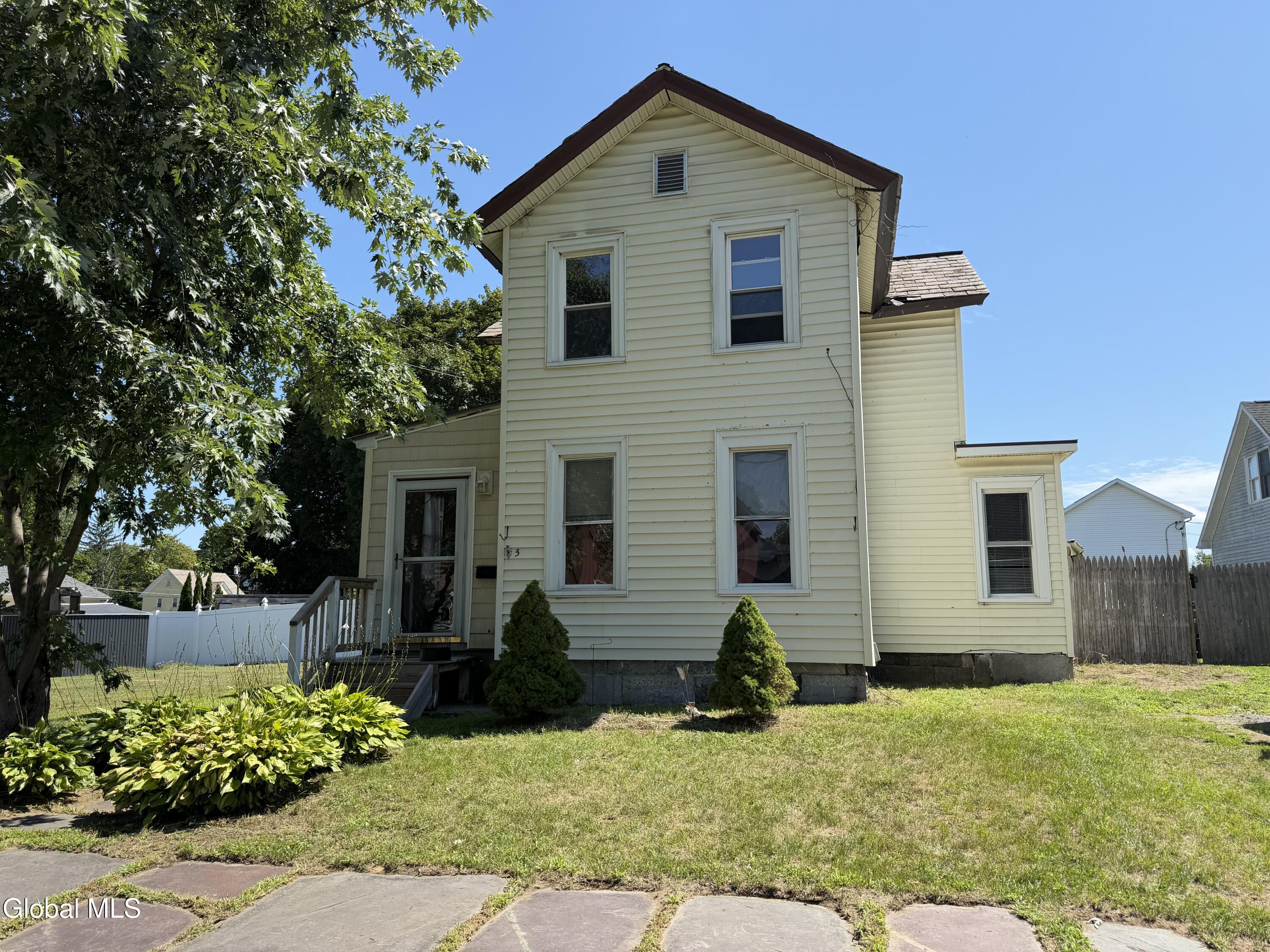 3 Rogers Street — photo