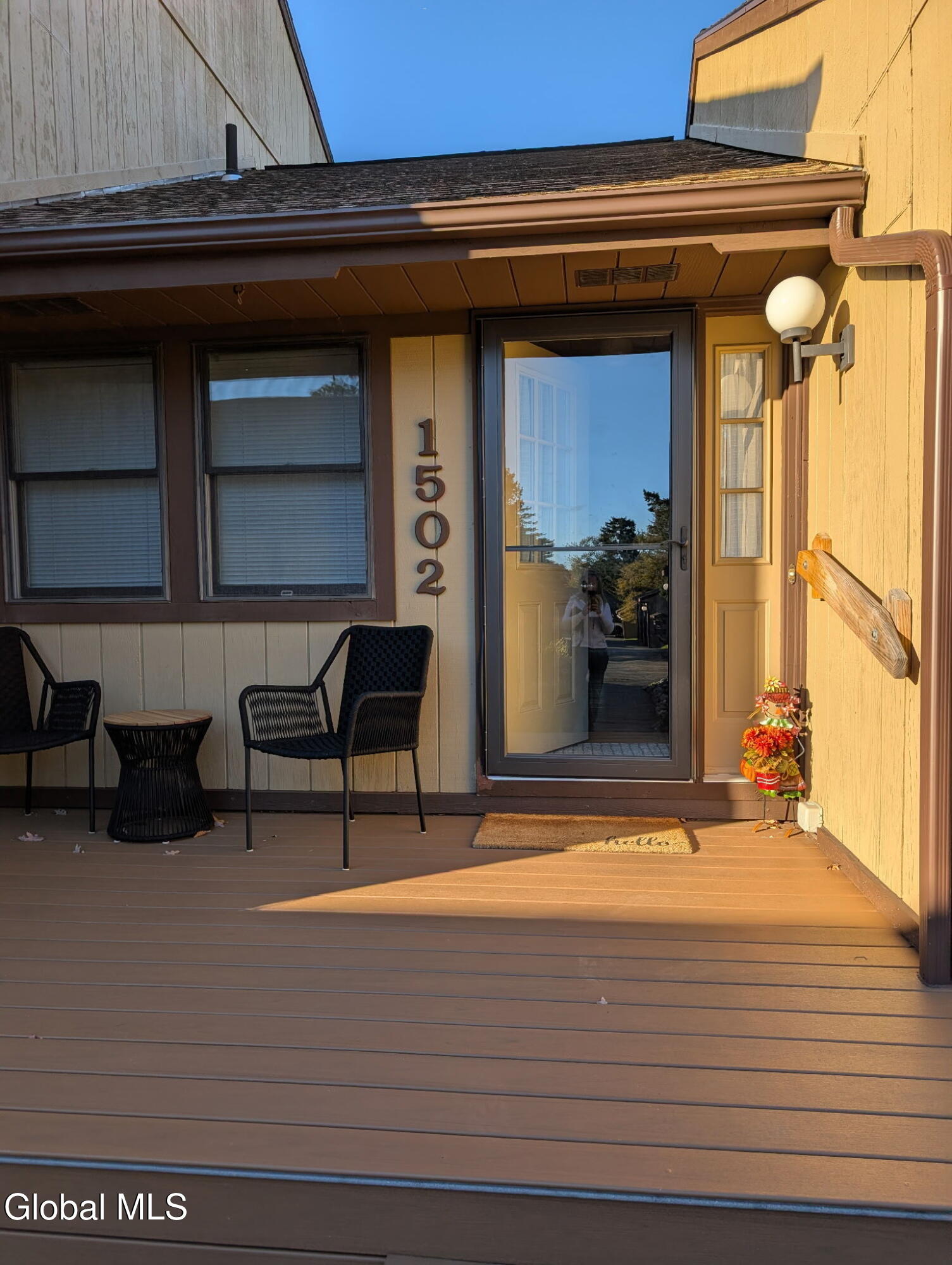 1502 Huntington Court — photo