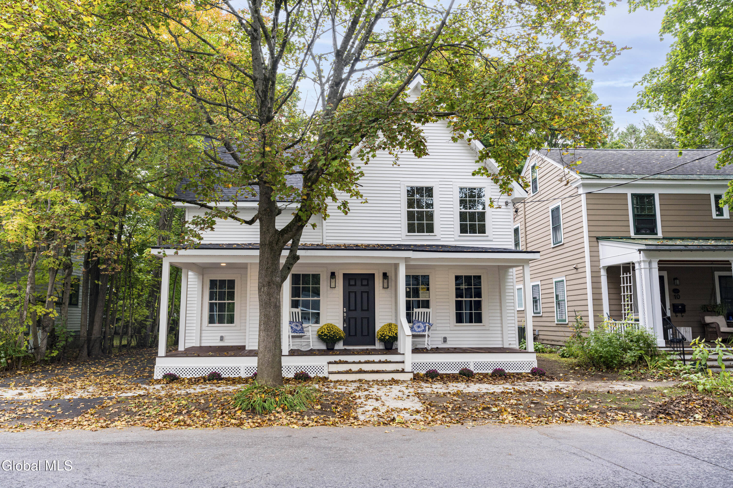 12 Clark Street — photo