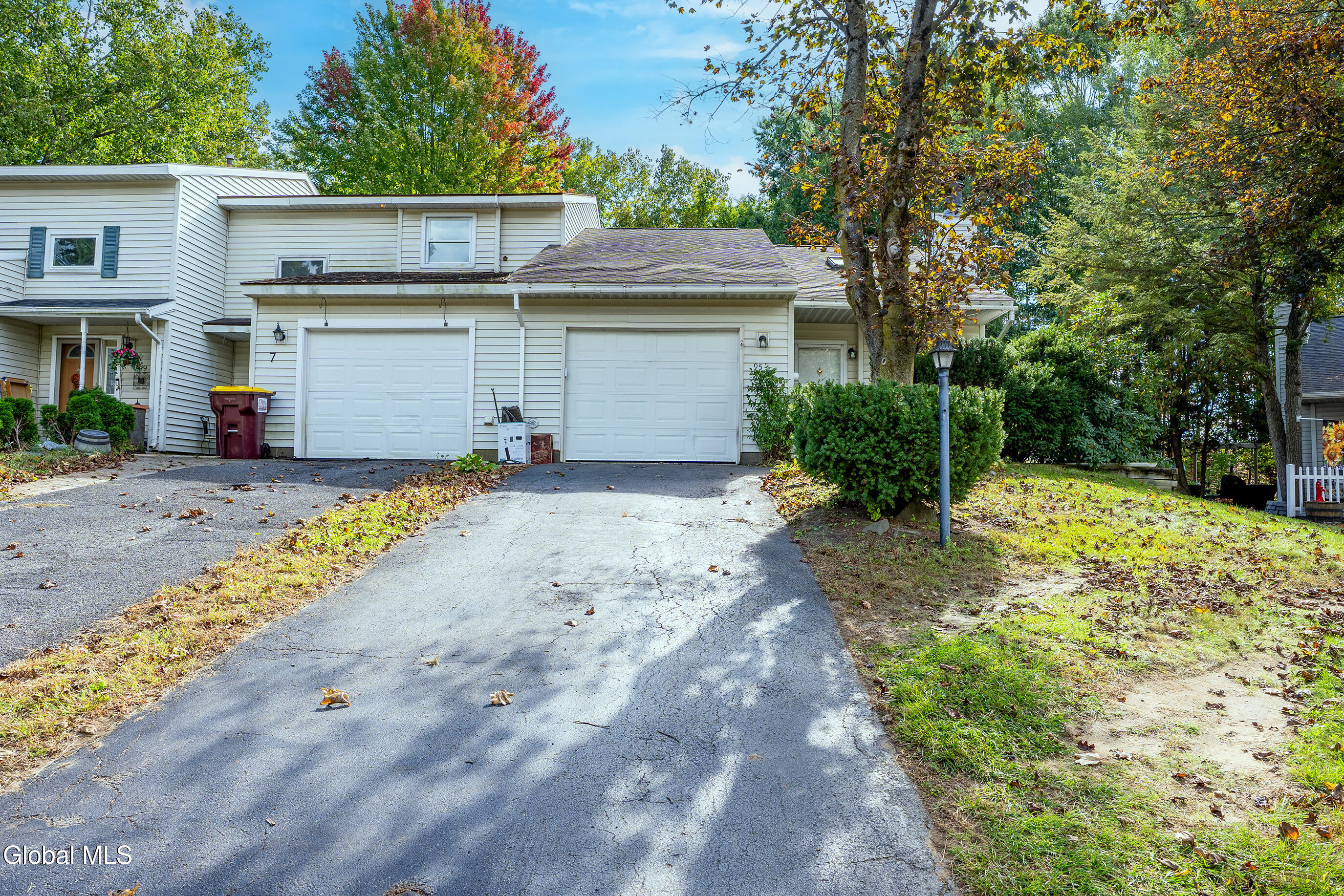 95 Tallow Wood Drive — photo
