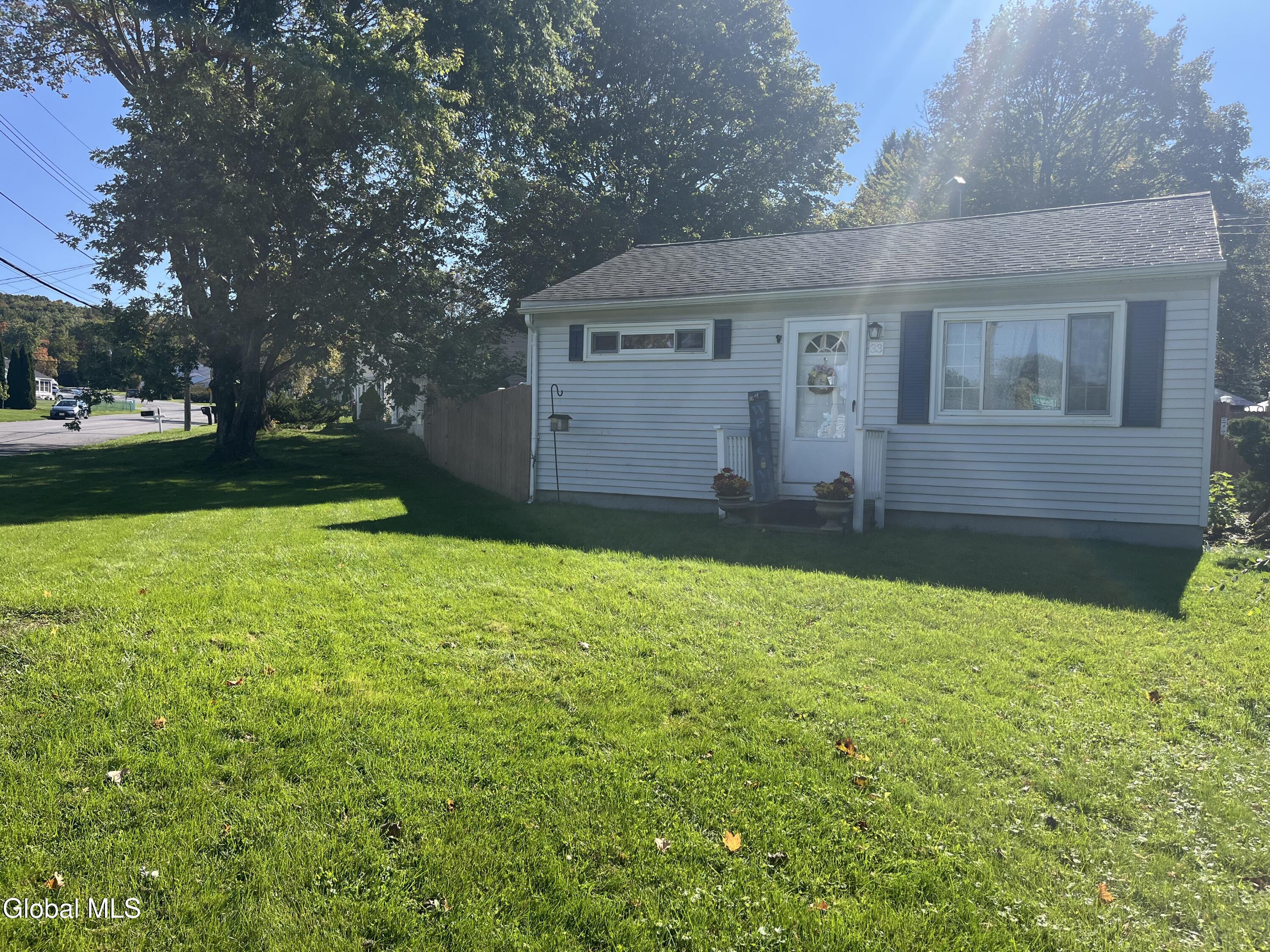 33 Plaske Drive — photo