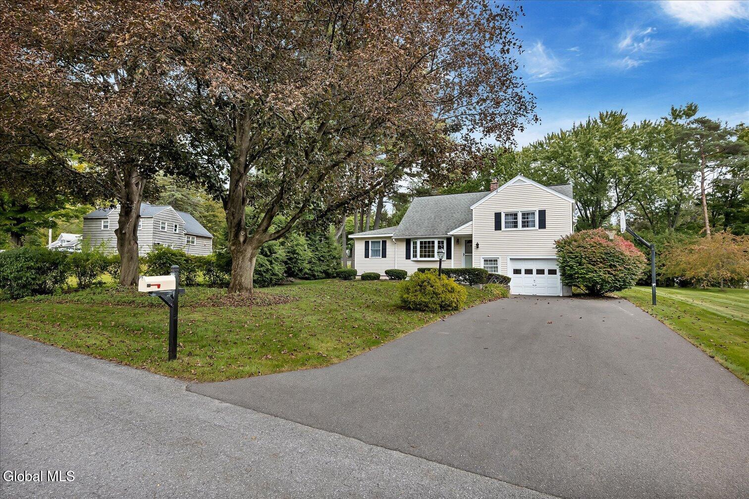 2 Patten Drive — photo