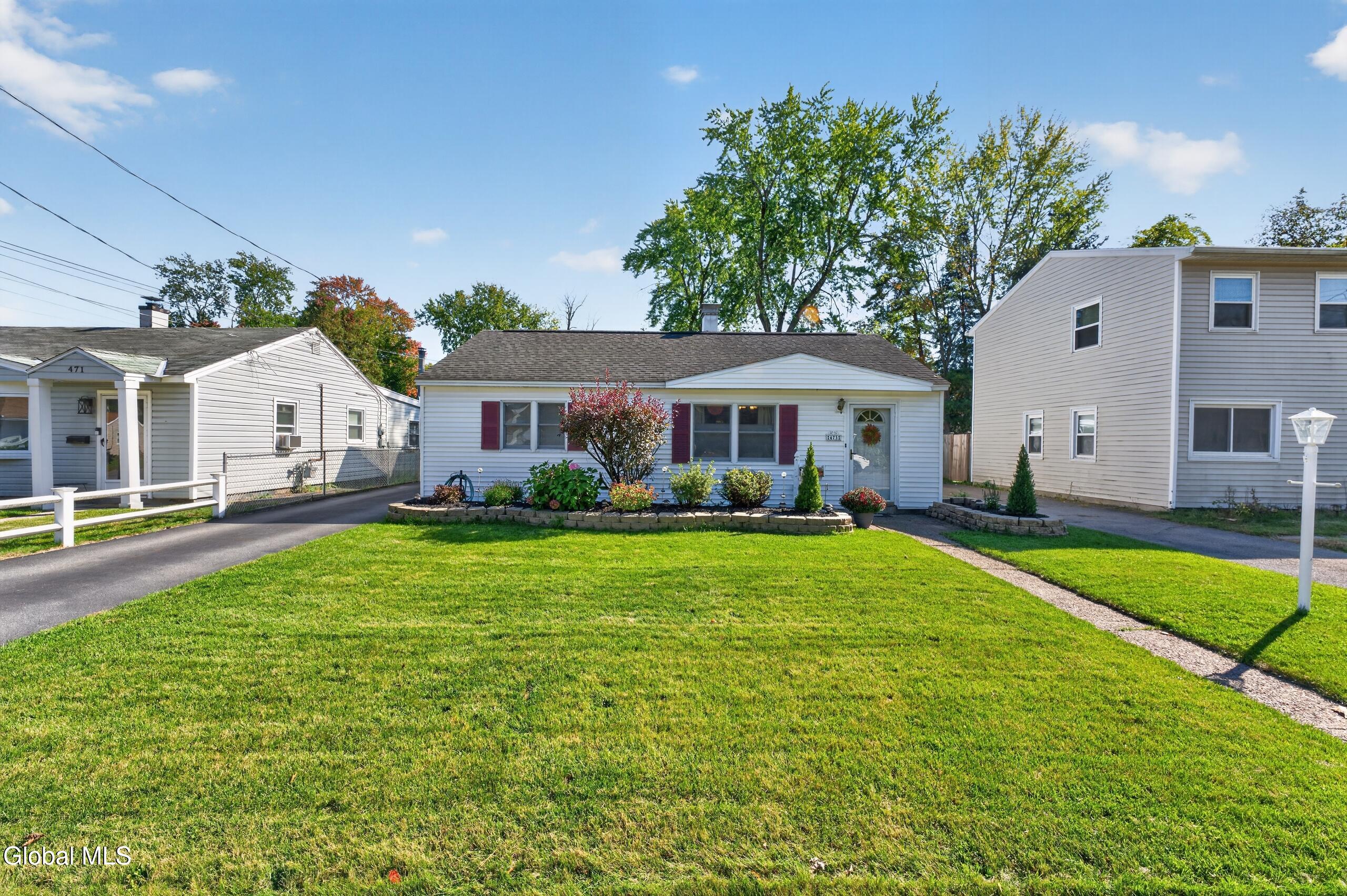 473 Bradford Road — photo
