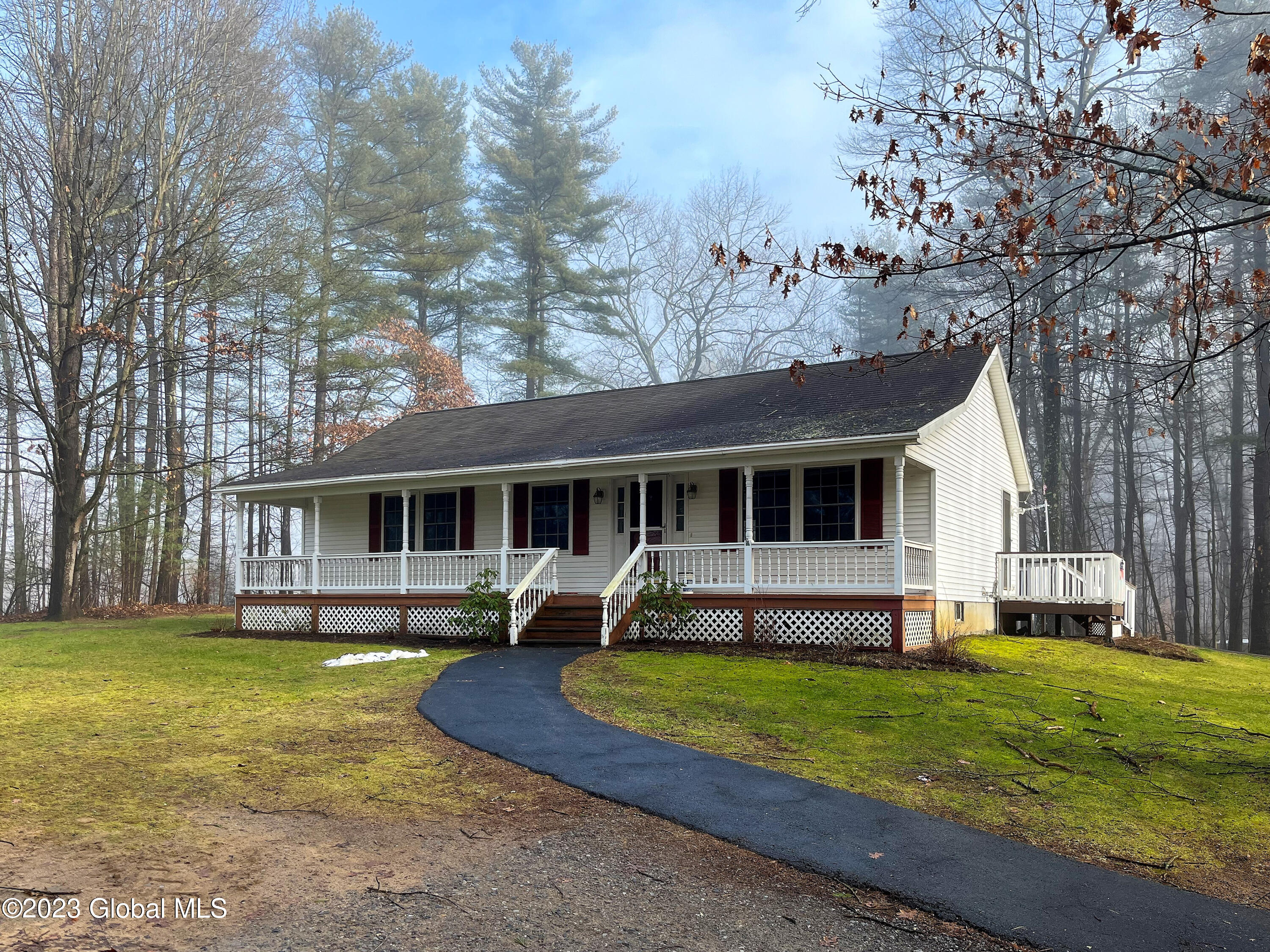 44 Phillips Road, a — photo