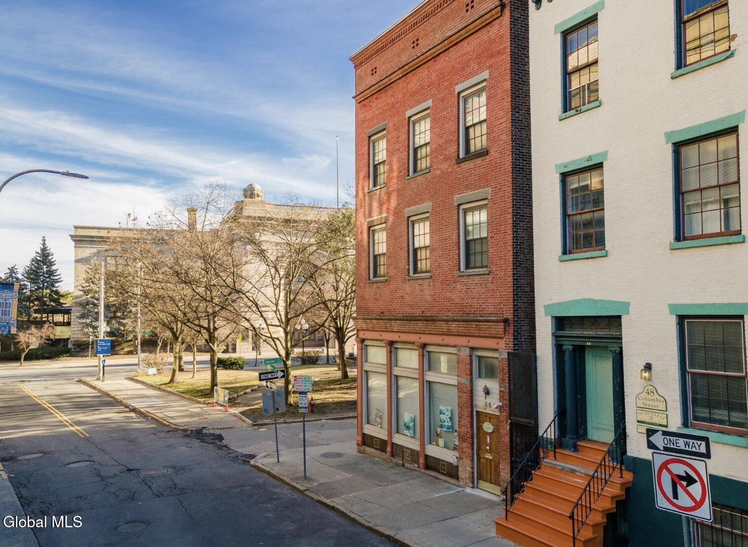 46 Columbia Street, Third Floor Unit — photo