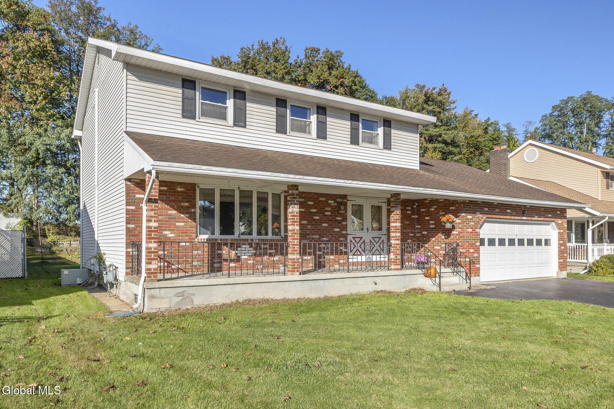 1003 Anthony Drive — photo