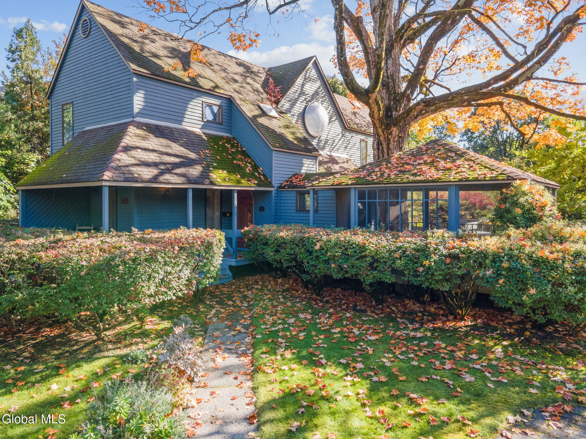 146 Caroline Street — photo