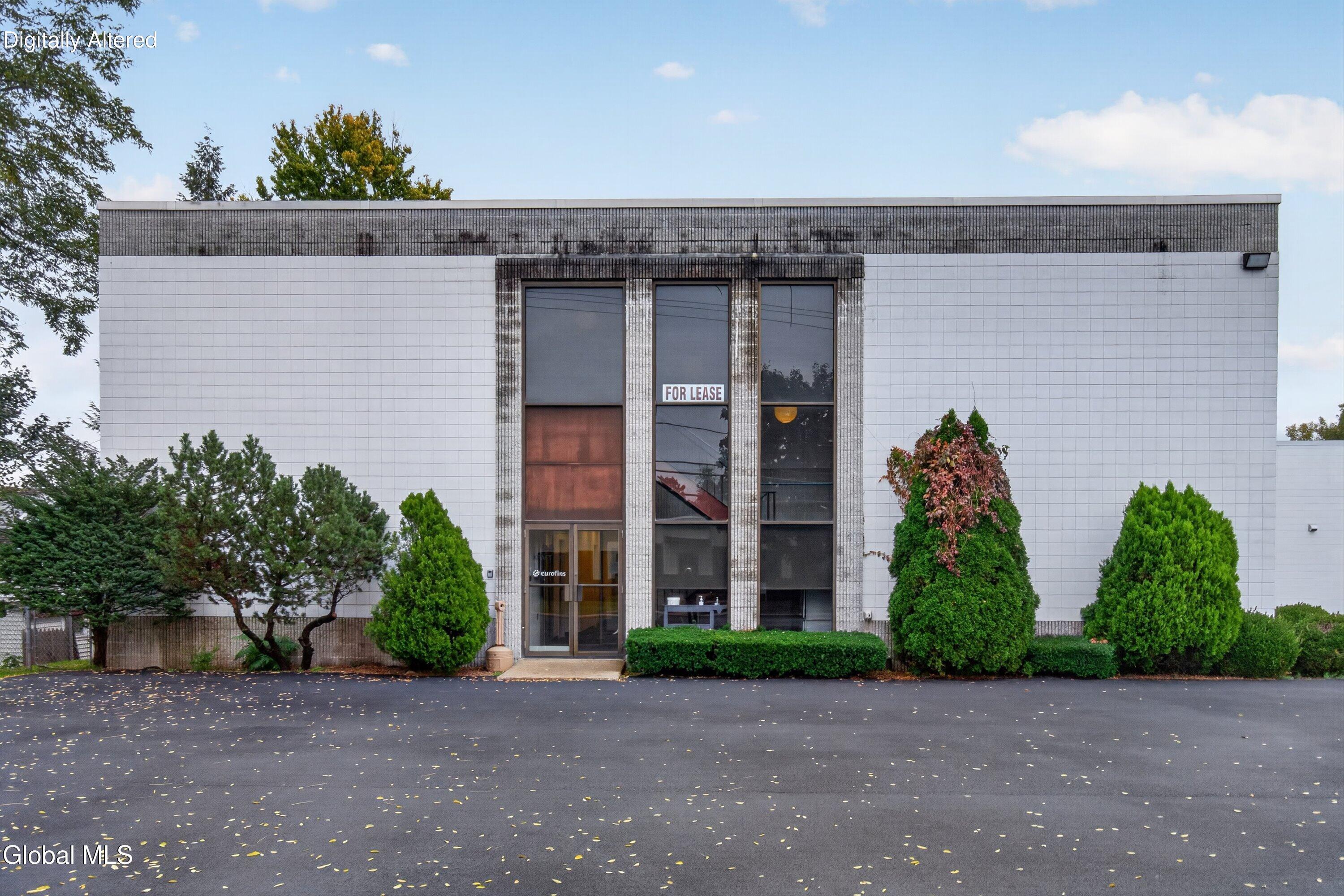 25 Kraft Avenue, Unit 1 — photo