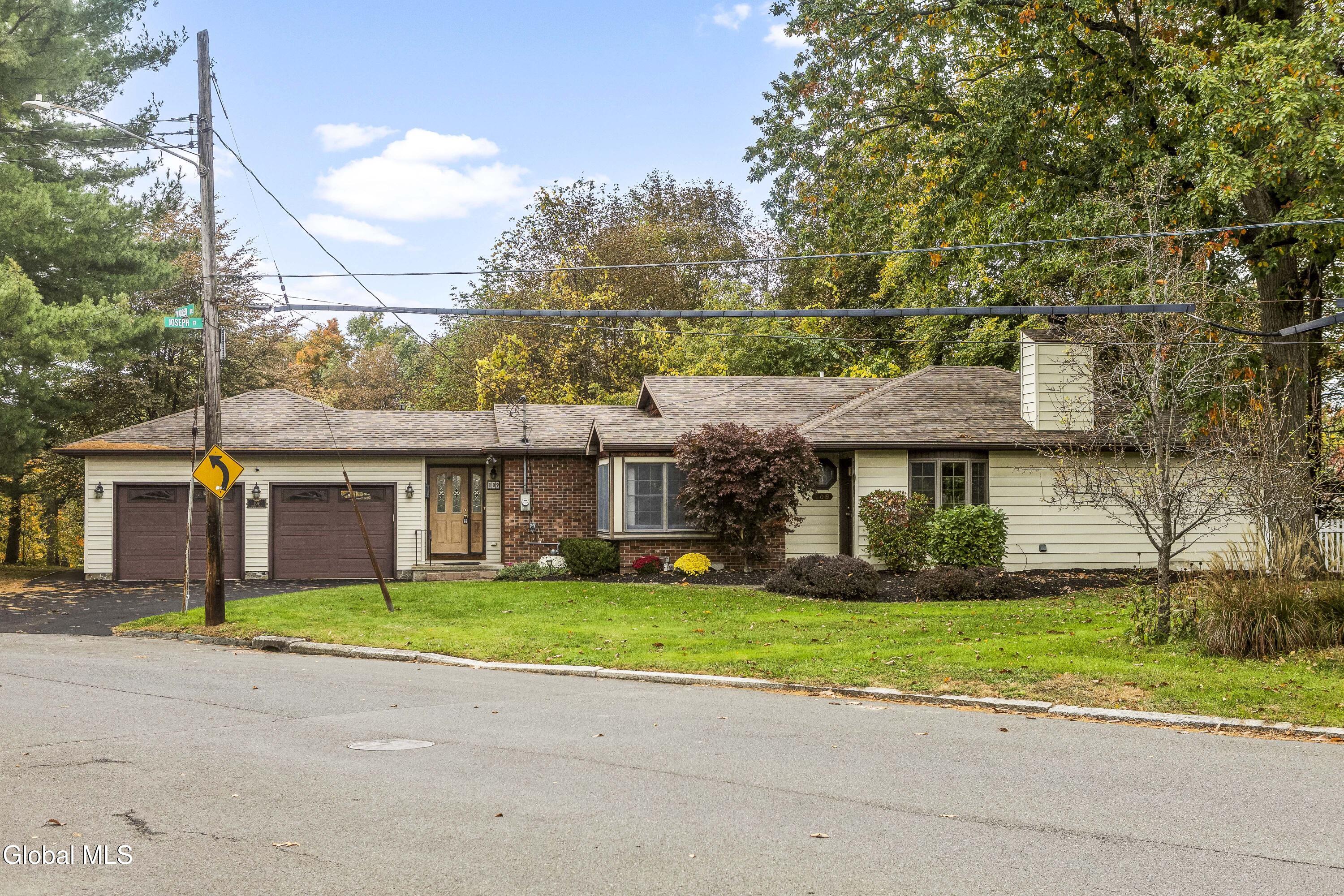 109 Joseph Court — photo