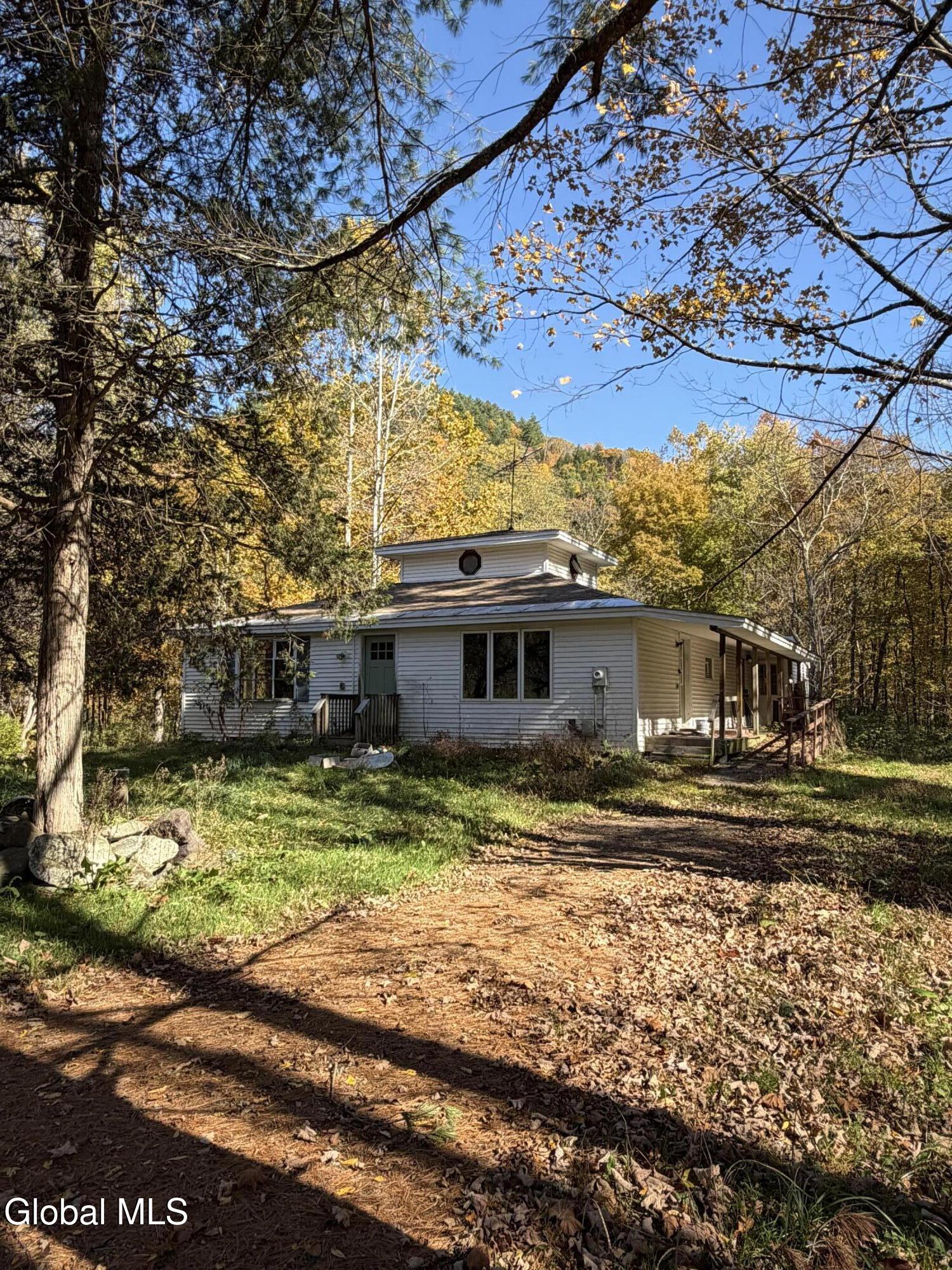 13 Bentley Way — photo
