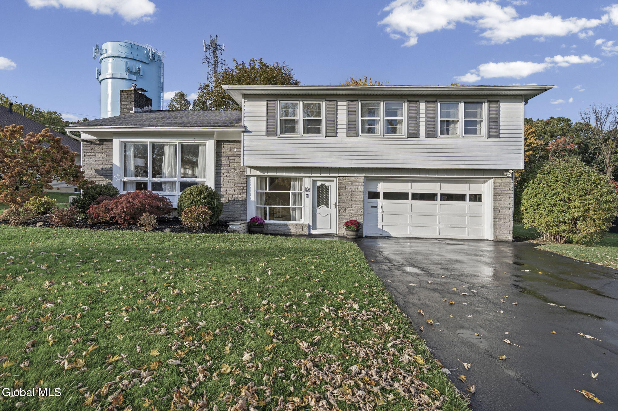 18 Campus View Drive — photo