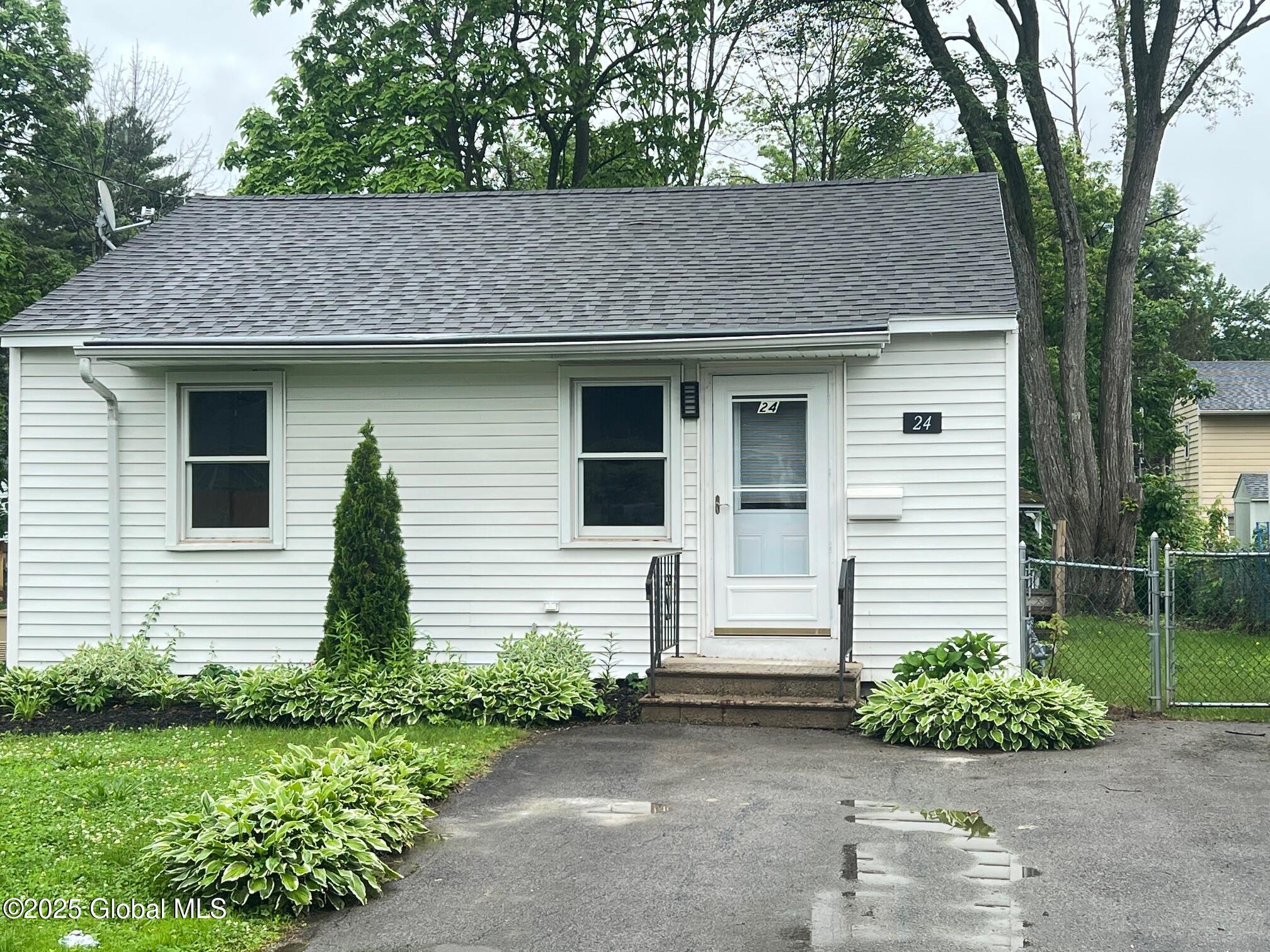 24 Canton Street — photo