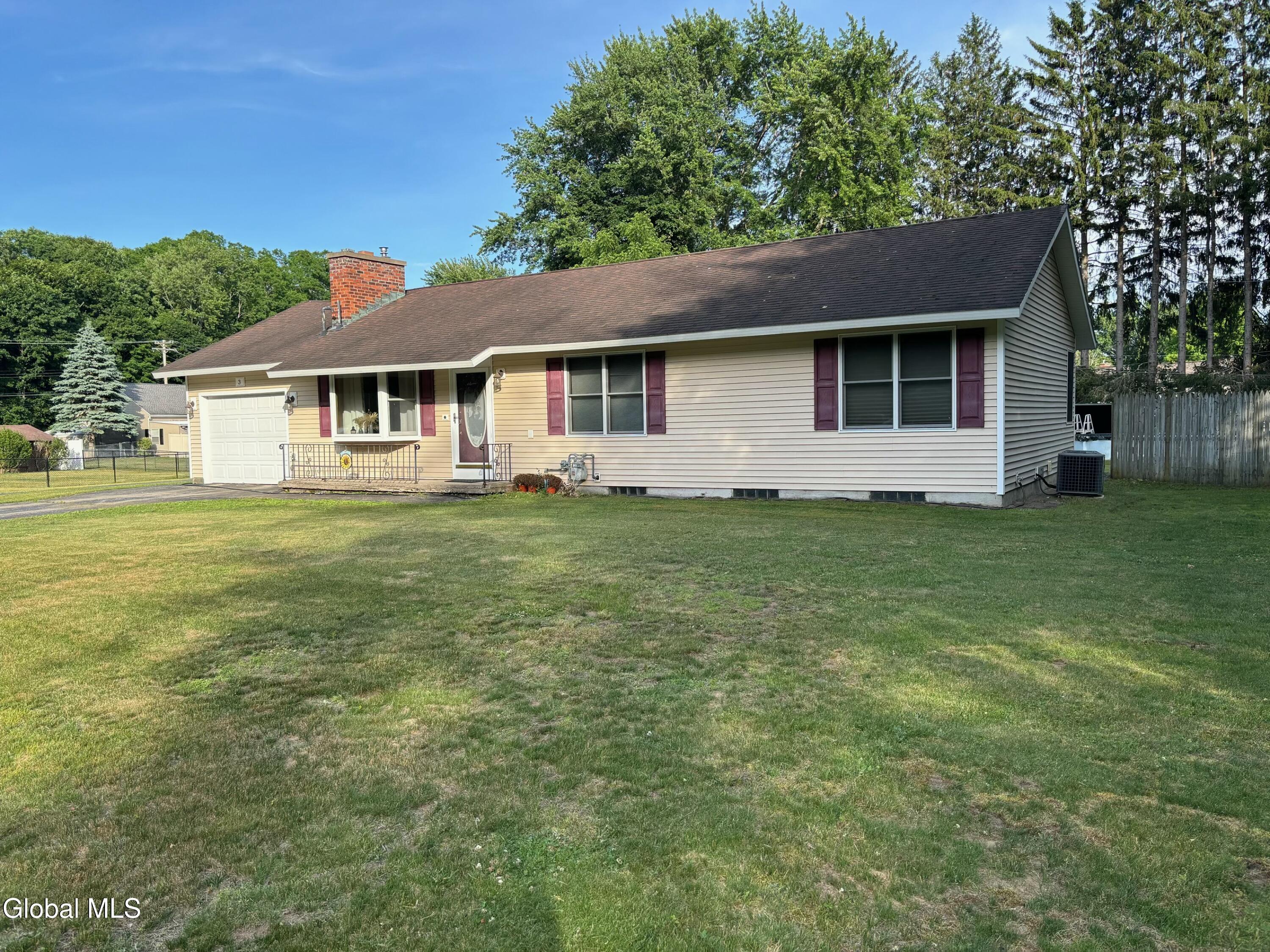 3 Clifford Drive — photo