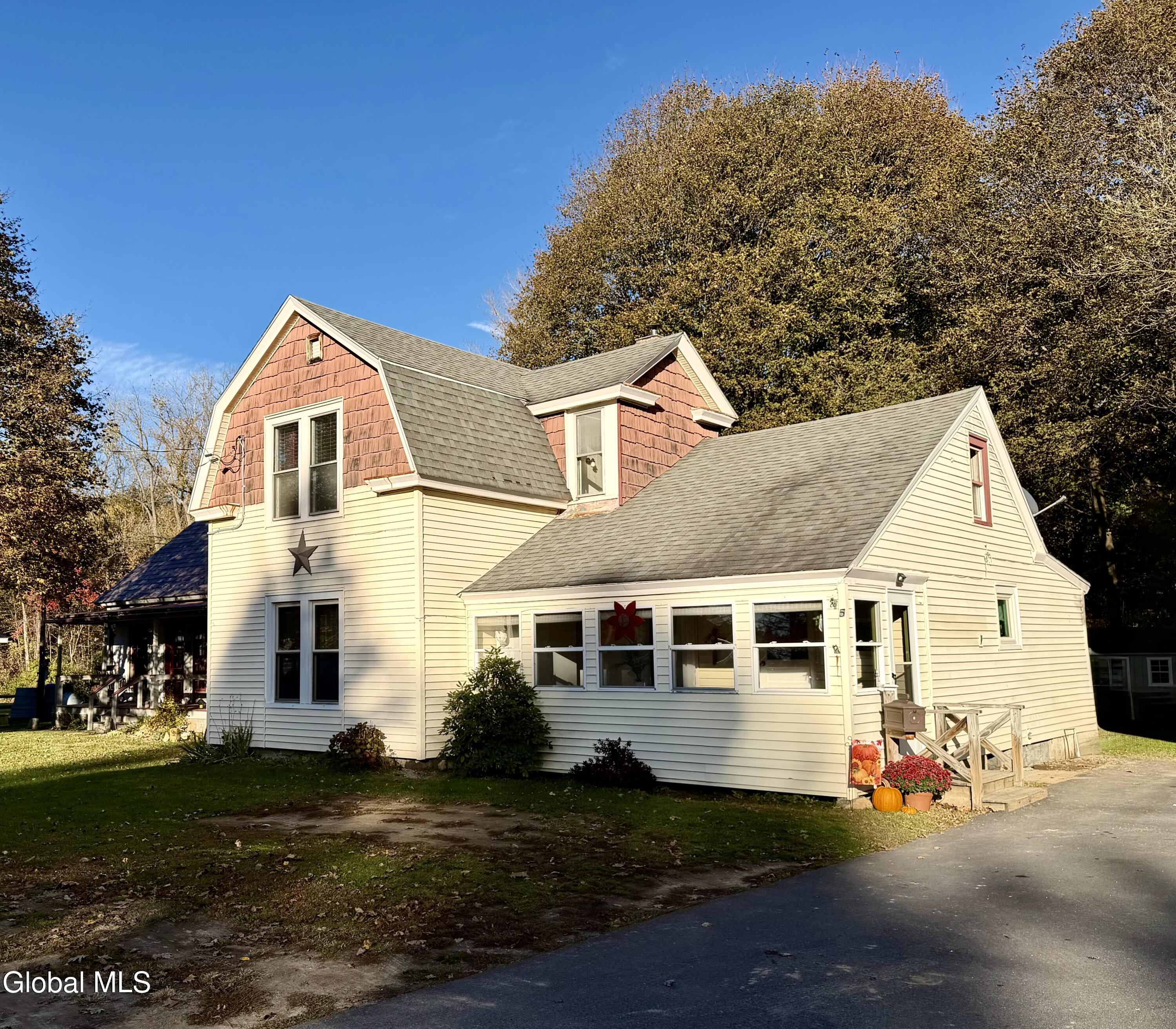 5 Simpson Street — photo