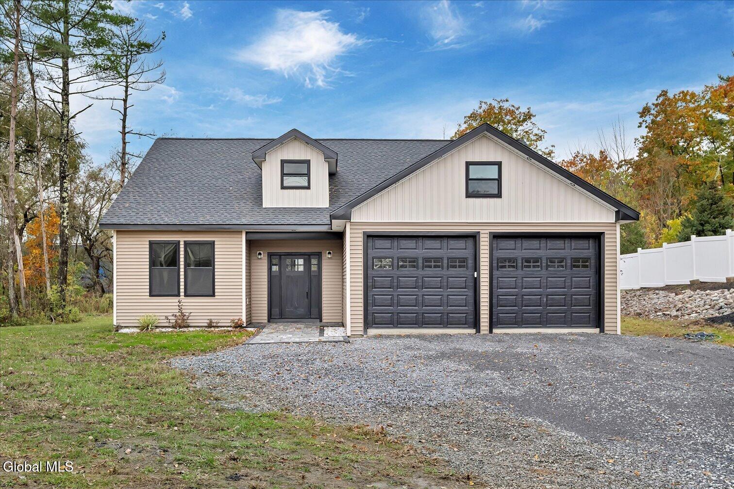 36 Locust Grove Road — photo