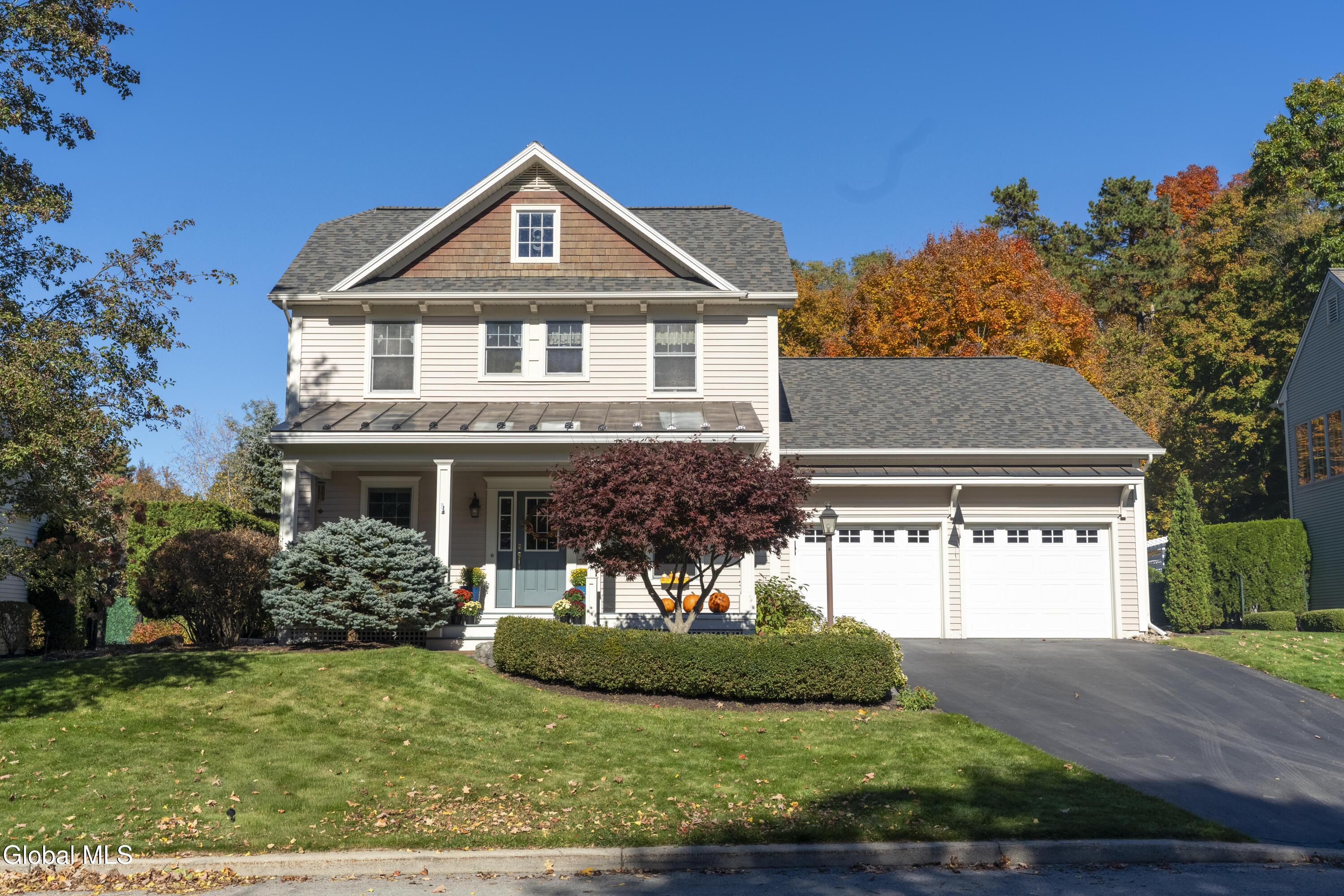 51 Waterview Drive — photo