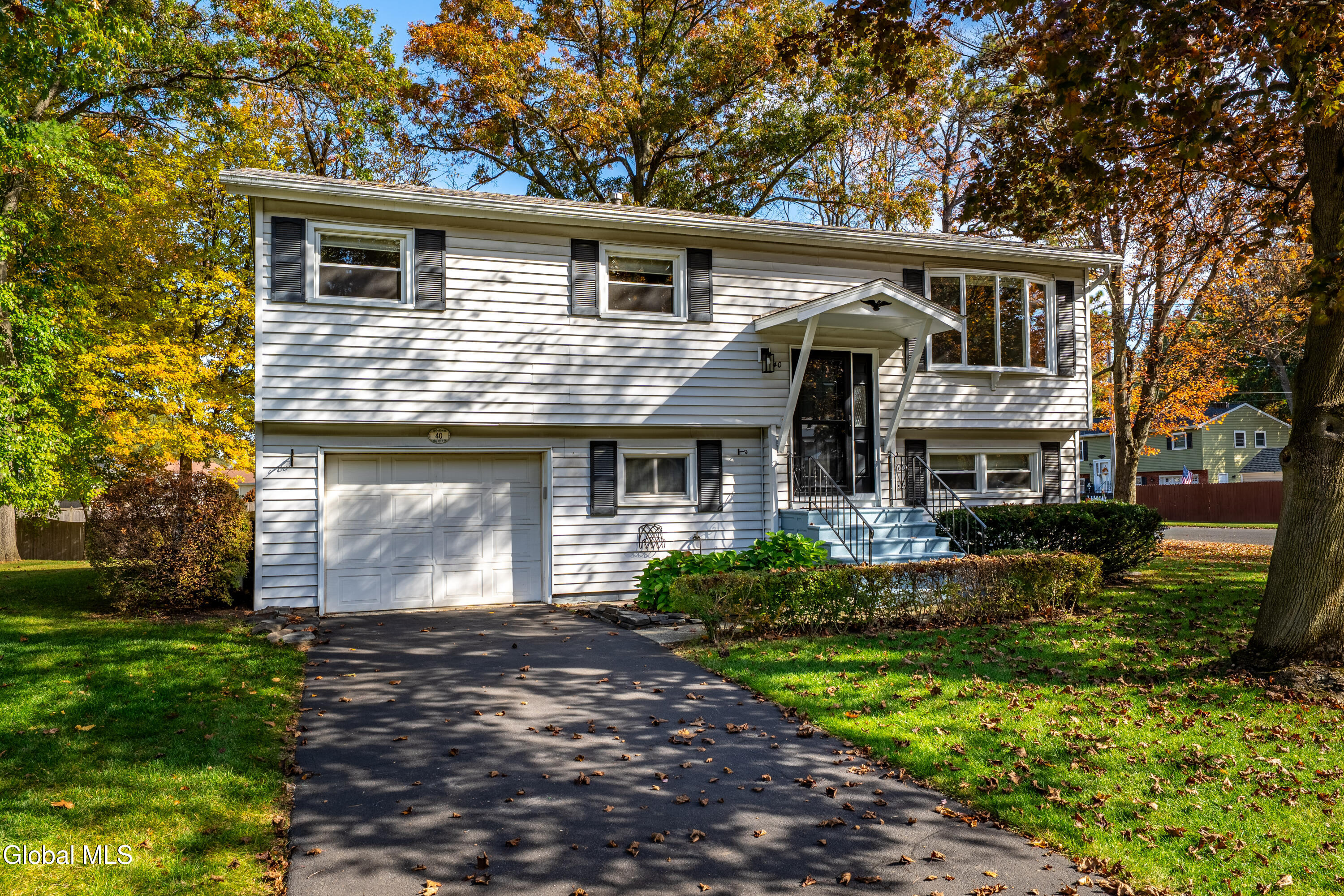 40 Gail Avenue — photo