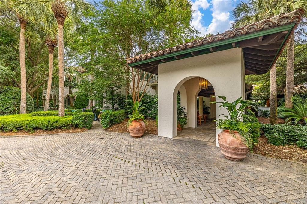 600 Beach Club Drive, 623/624 — photo