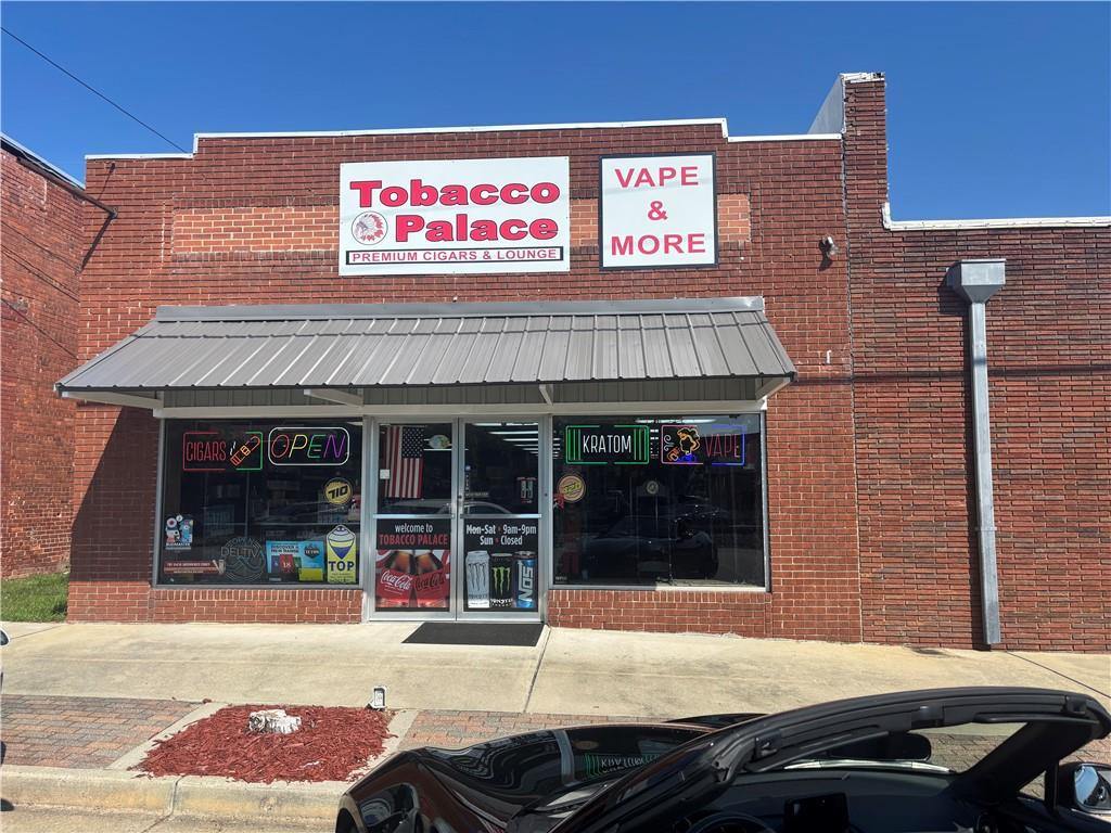 108 Central Avenue NE — photo