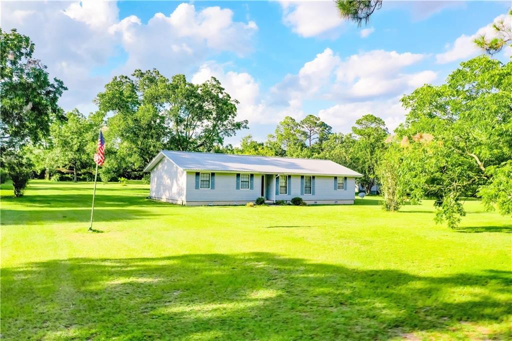 2142 Ben Couch Road — photo
