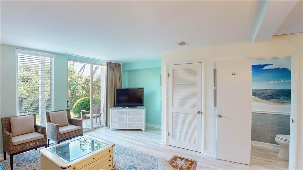 1175 N Beachview Drive, 389 — photo