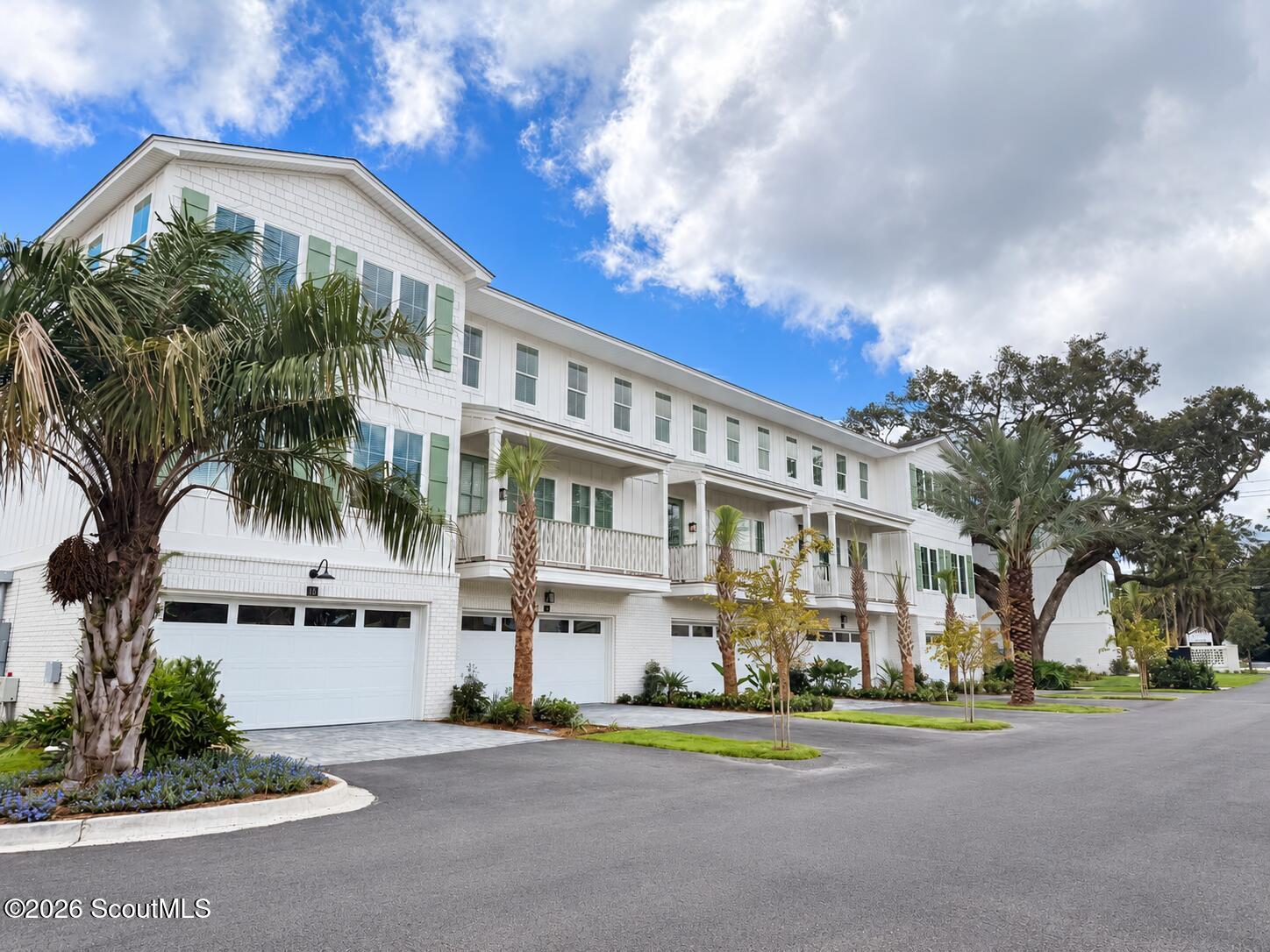 14 Moss Pointe Lane — photo
