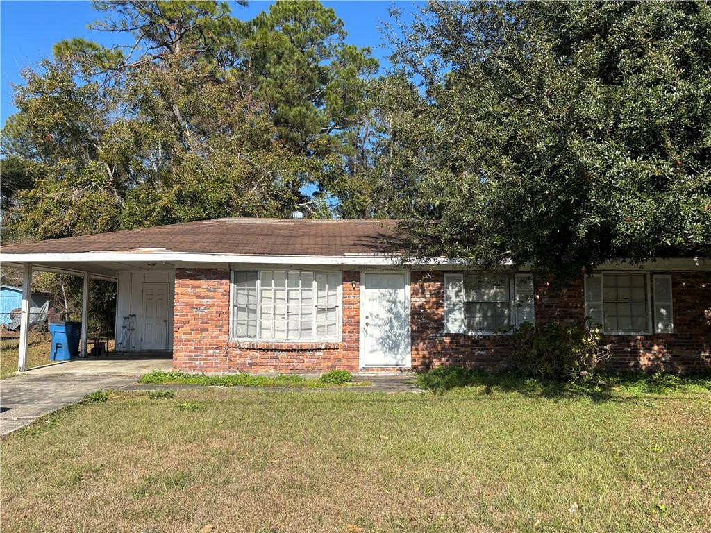 2243 Pinewood Drive — photo
