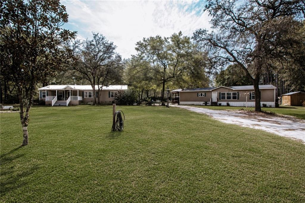 245 Ravenwood Road — photo