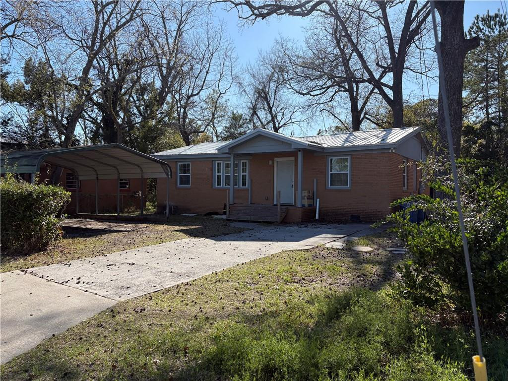 2715 Stonewall Street — photo