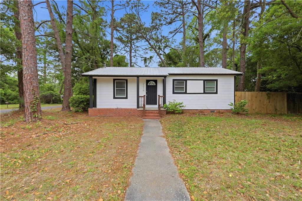2216 Oriole Street — photo