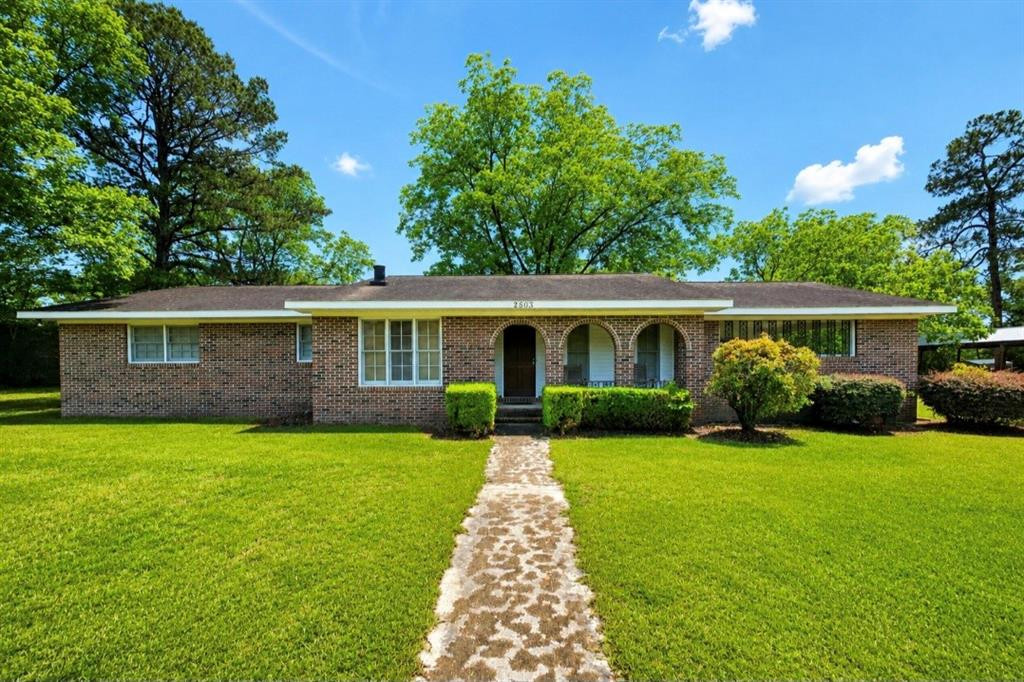 2503 Longhorn Road — photo