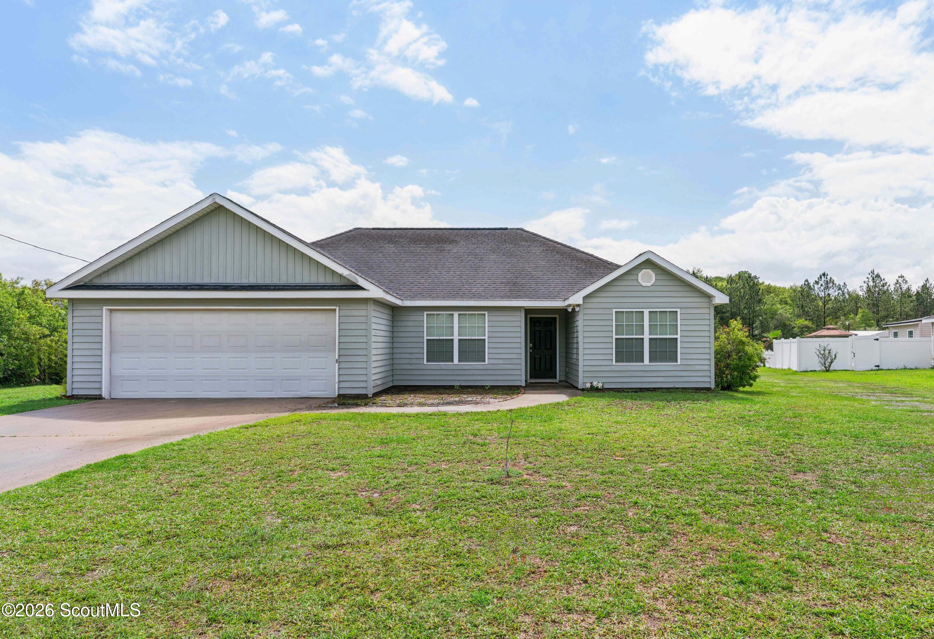 472 Red Hawk Drive — photo